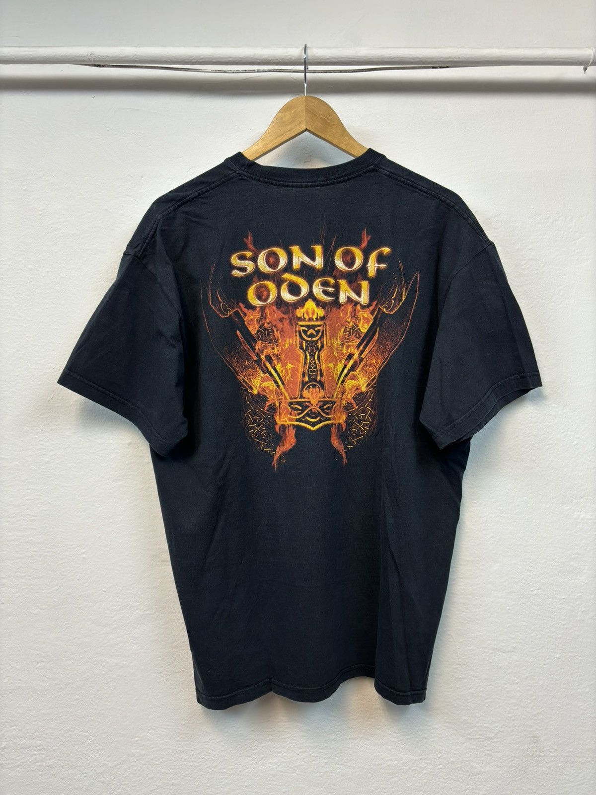 Band Tees × Vintage Amon Amarth vintage tour tee metal rock band rare 90s y2k Size US L / EU 52-54 / 3 - 1 Thumbnail