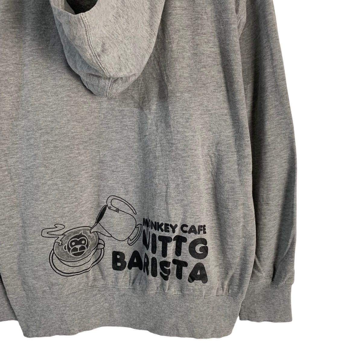 Japanese Brand Uittg Baby Monkey Cafe Barista Pullover Hoodie Size US M / EU 48-50 / 2 - 7 Thumbnail