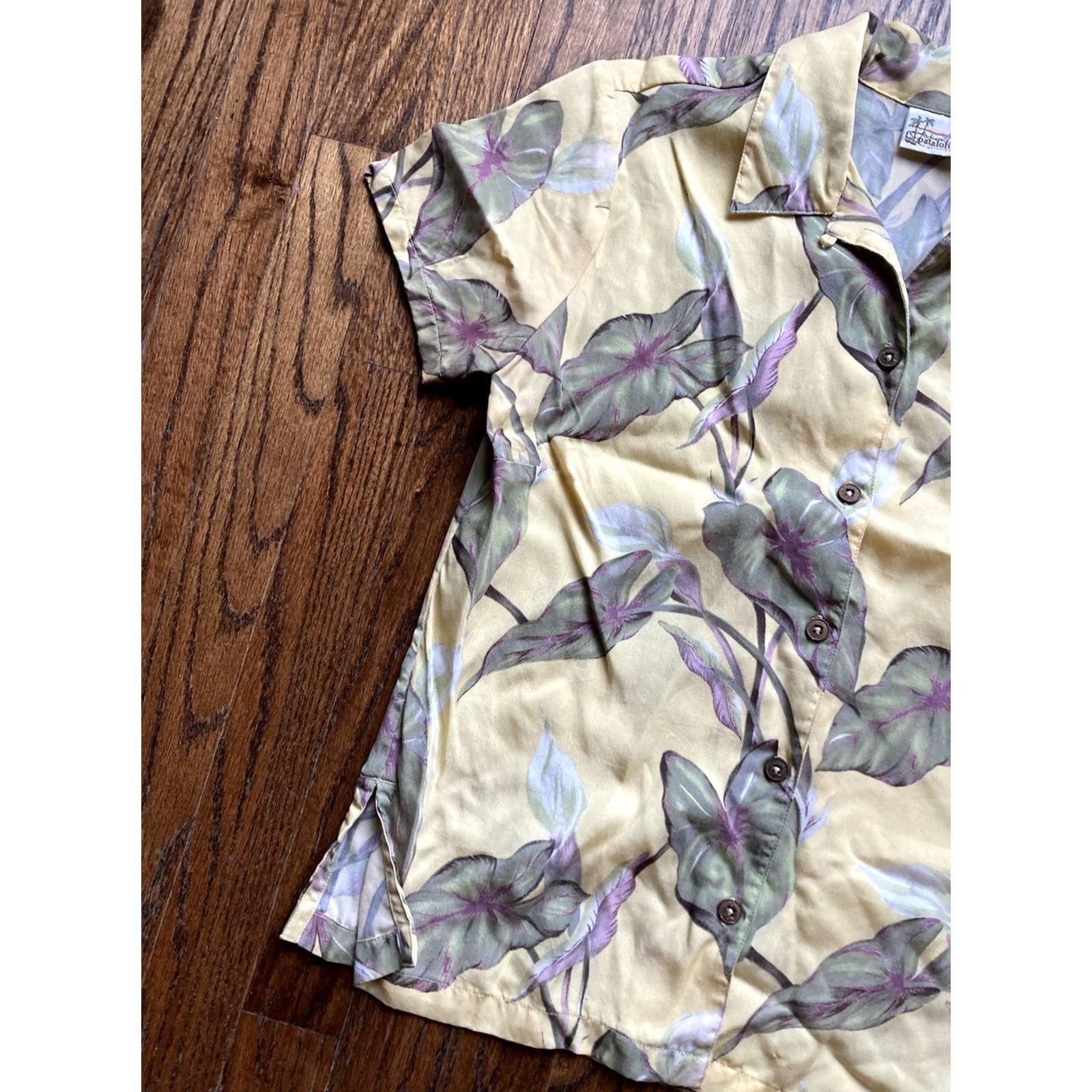Patagonia VINTAGE Patagonia Shirt Womens 4 Yellow Pataloha Hawaiian Button Size Floral Size S / US 4 / IT 40 - 2 Thumbnail