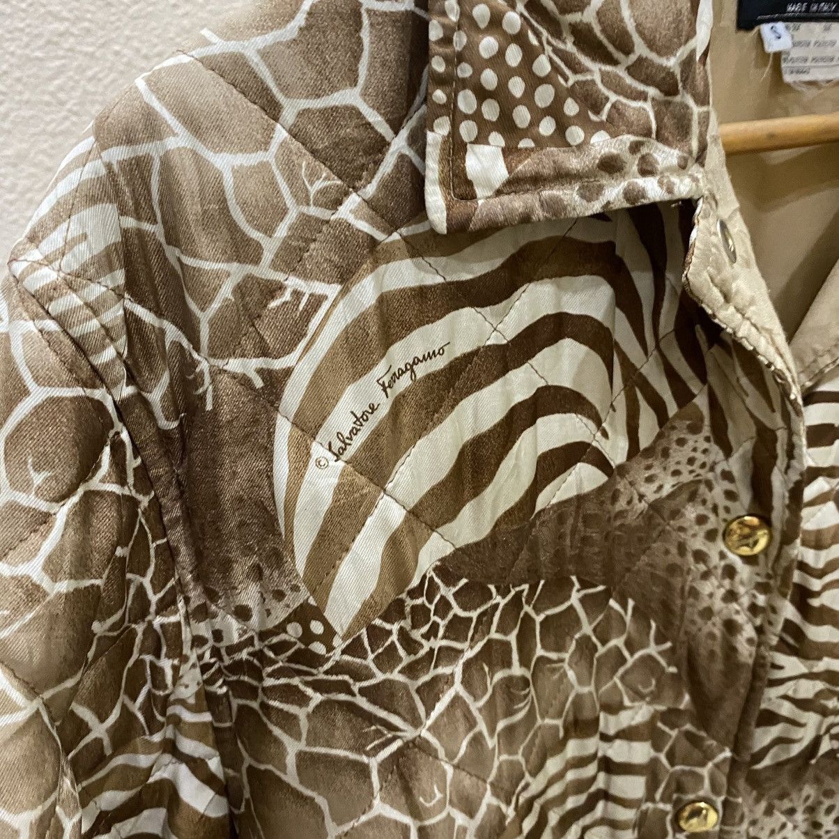 Salvatore Ferragamo ☀️Vintage Salvatore Feragamo quilted silk jacket Size US S / EU 44-46 / 1 - 4 Thumbnail