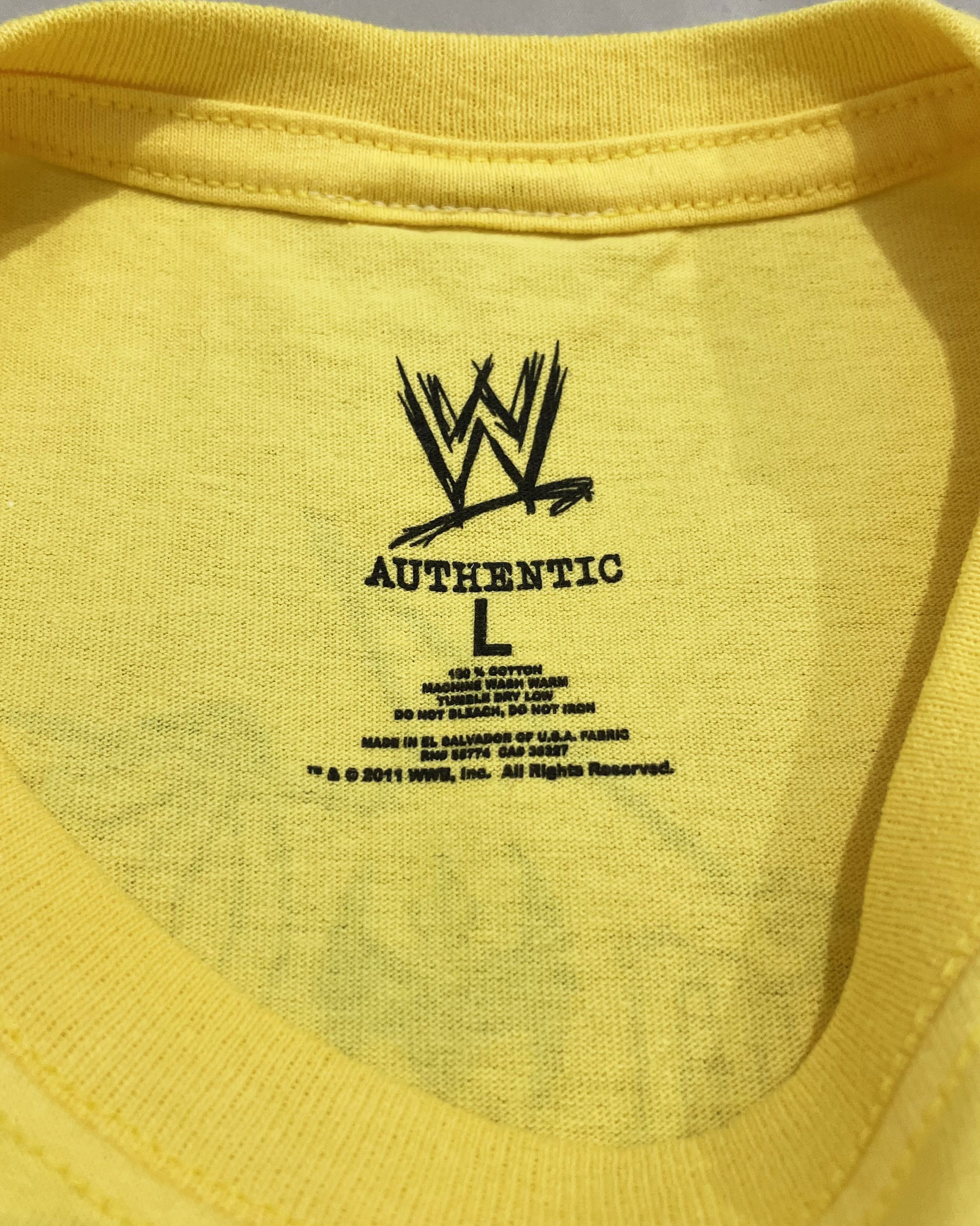 WWE WWE Wrestling (Sin Cara) Tshirt Copyright 2011 Size US L / EU 52-54 / 3 - 7 Thumbnail