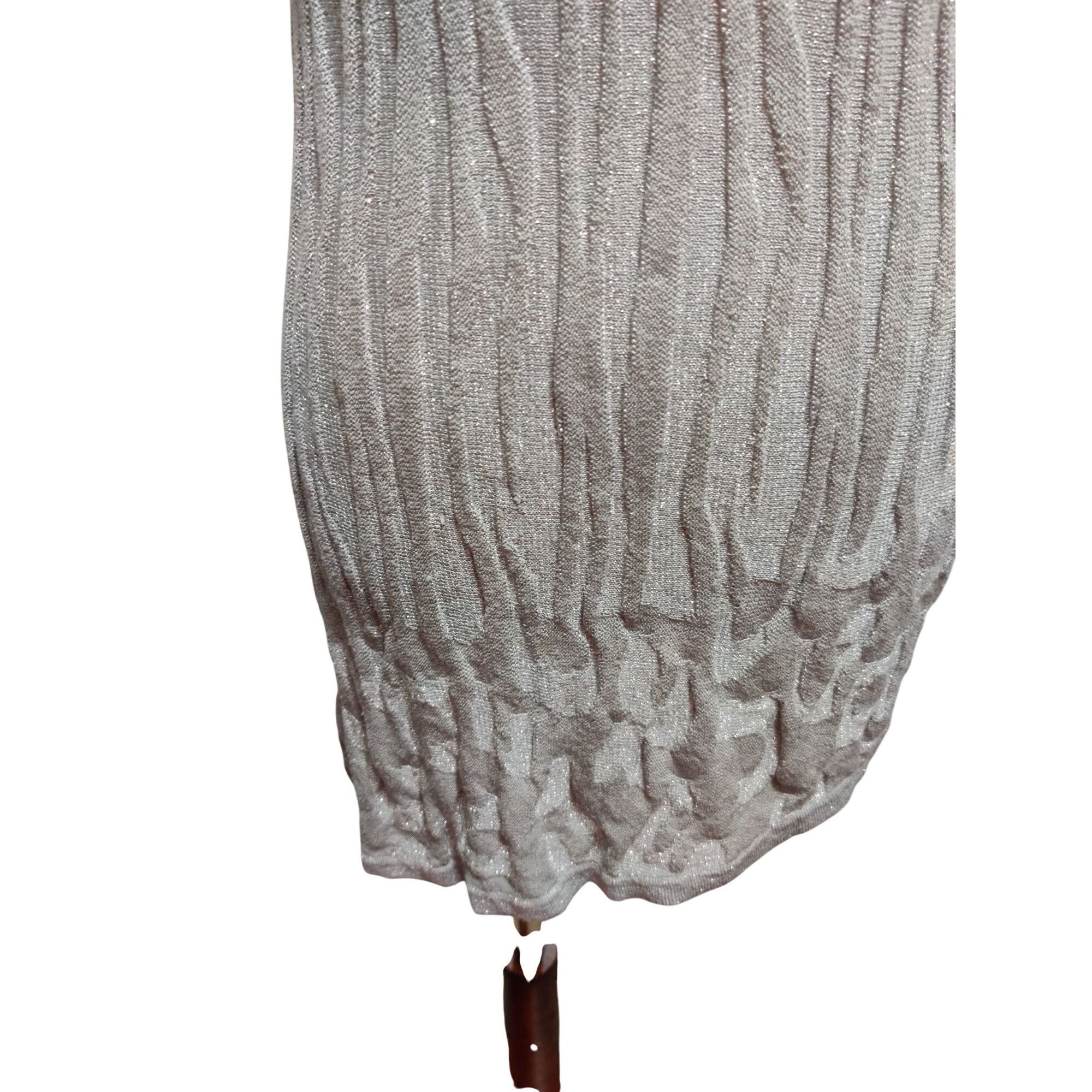 Chicos Chicos Travelers 0 Small Womens Top Silver Shimmer Knit Y2K Size S / US 4 / IT 40 - 10 Thumbnail
