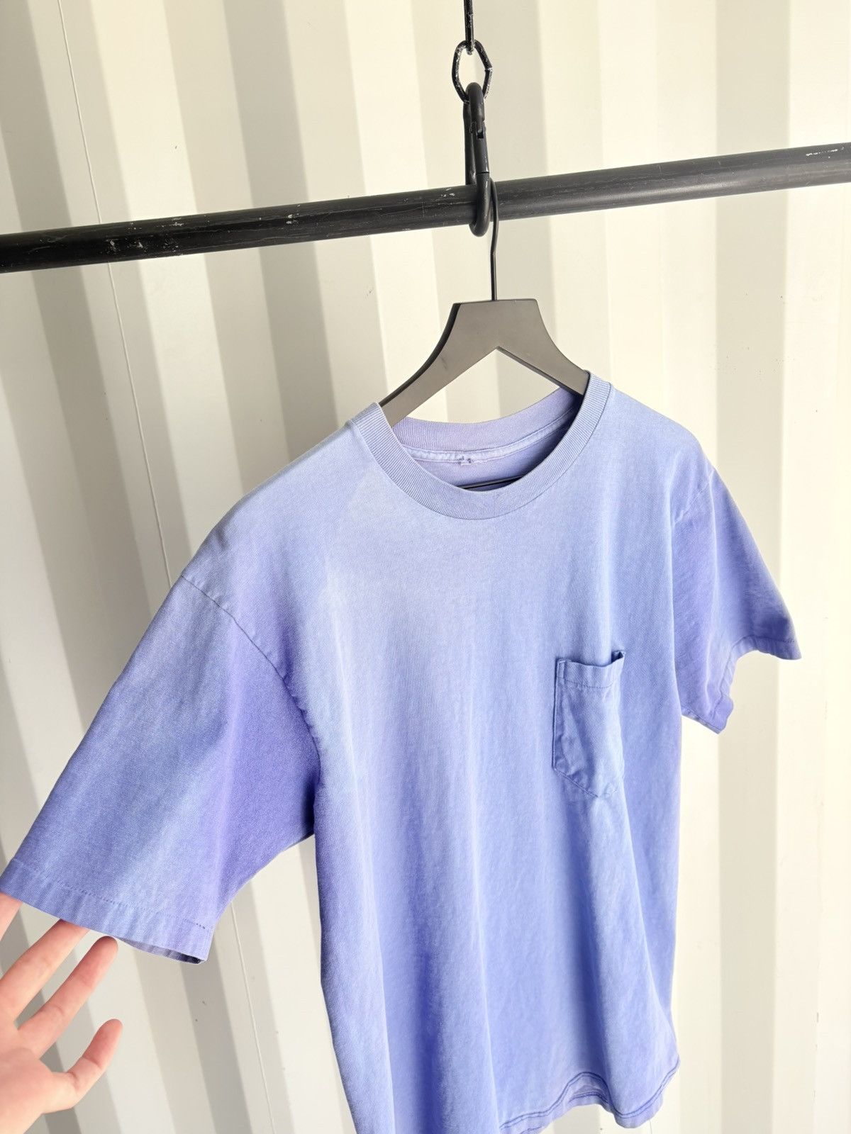 Vintage Vintage Blank Faded Shirt Distressed Grunge Thrashed Size US XL / EU 56 / 4 - 2 Thumbnail