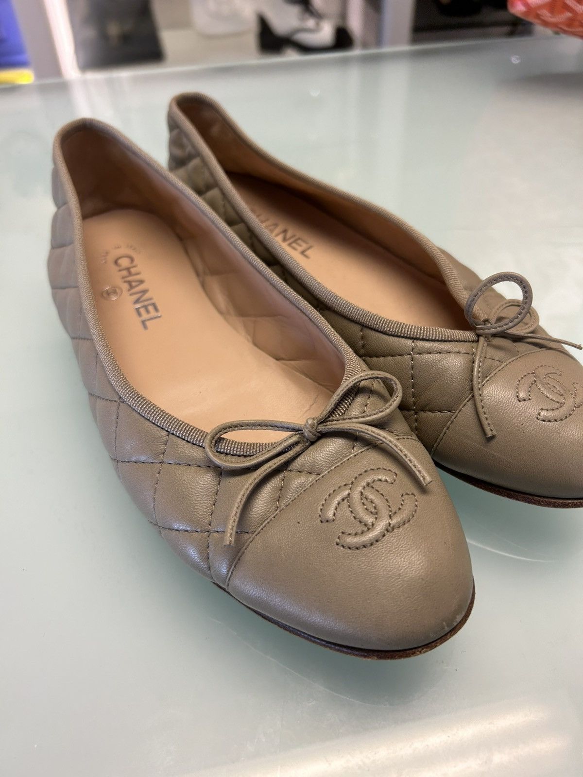 Chanel Chanel Lambskin Ballet Flats Size US 11 / IT 41 - 1 Thumbnail
