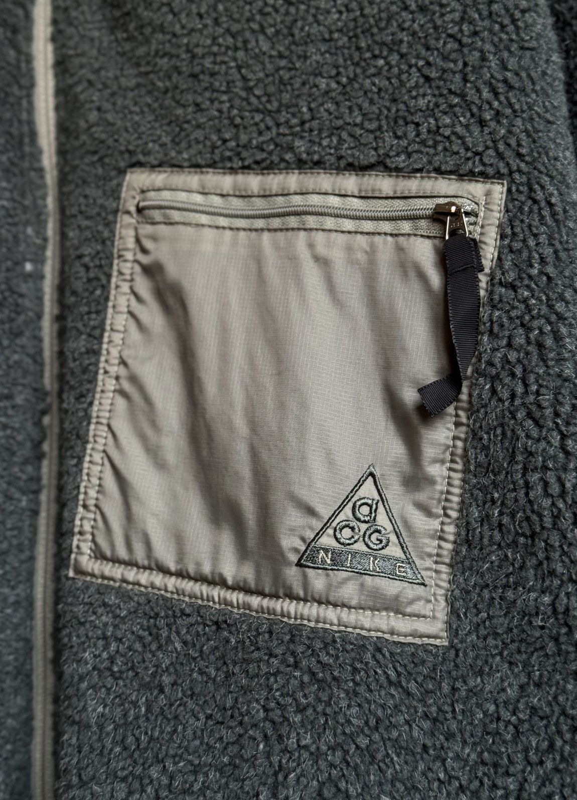 Nike ACG M-L Nike ACG Vintage Reversible Sherpa Fleece Jacket Level 3 Size US M / EU 48-50 / 2 - 5 Thumbnail