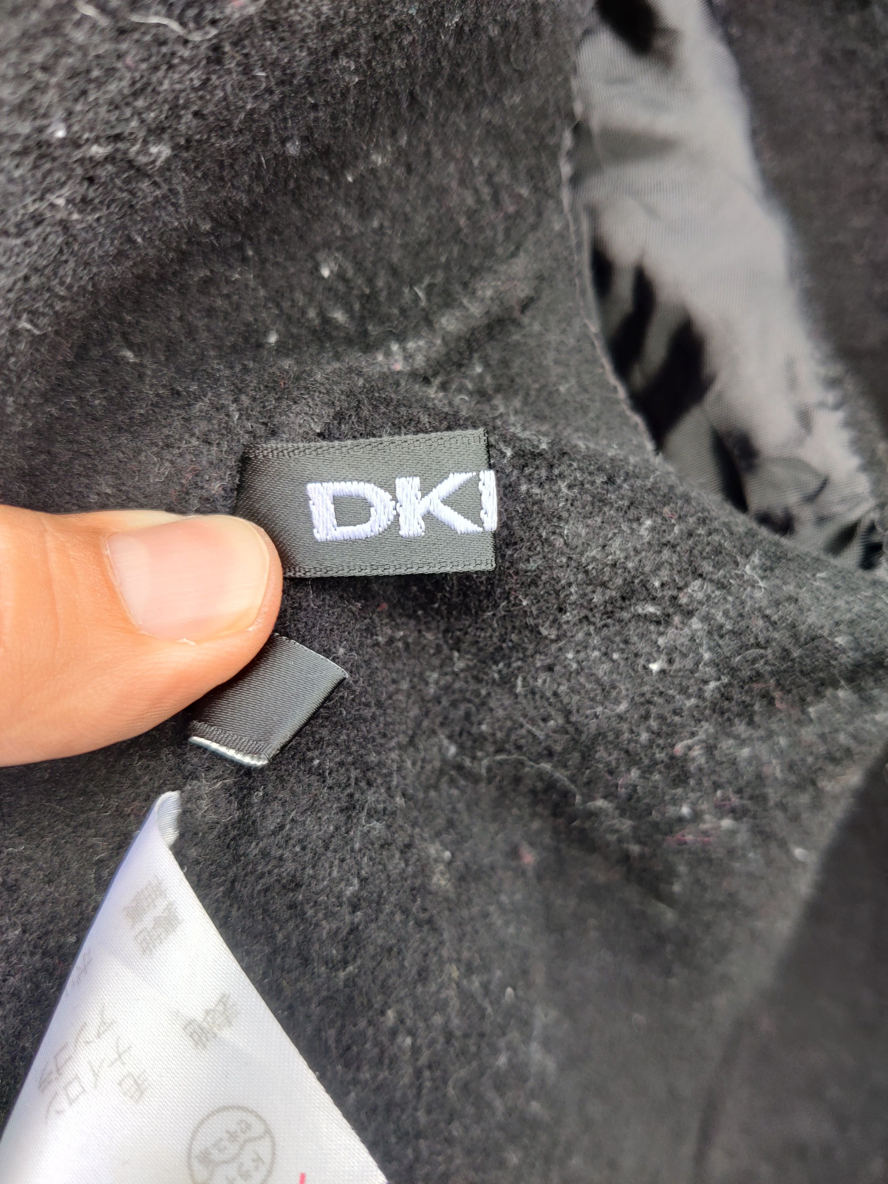 DKNY Vintage Archive DKNY Wool All Black Jacket Size US S / EU 44-46 / 1 - 5 Thumbnail