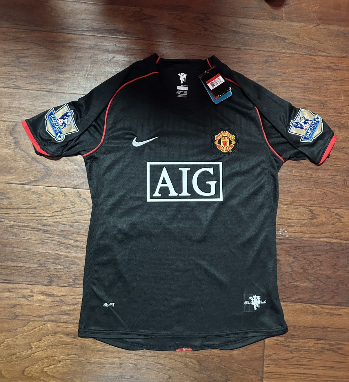 Nike 2008 manchester united jersey Size US L / EU 52-54 / 3 - 1 Thumbnail