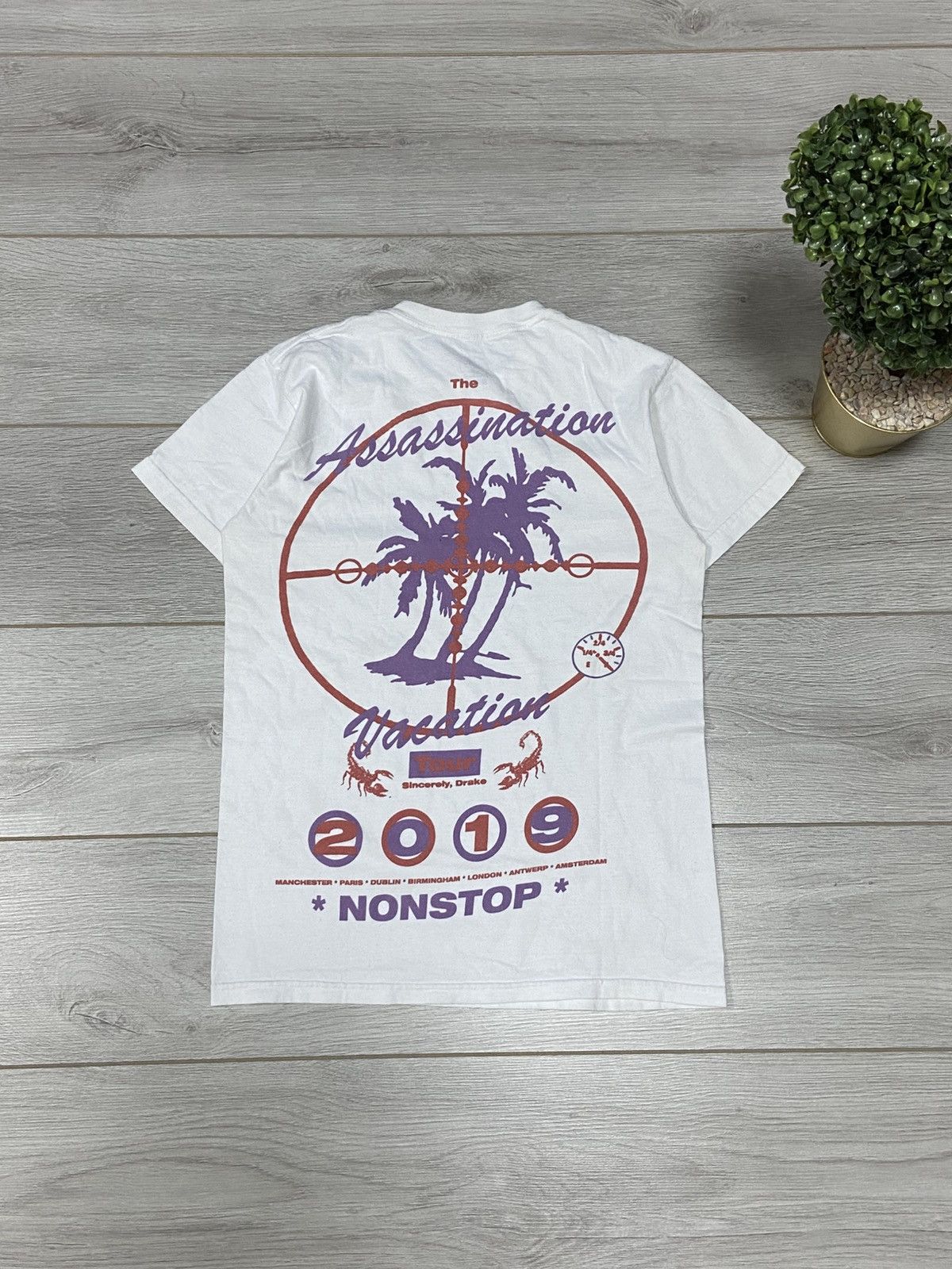 Band Tees Drake Assassination Vacation 2019 T-Shirt Hip Hop Rap Tour Size US S / EU 44-46 / 1 - 1 Thumbnail
