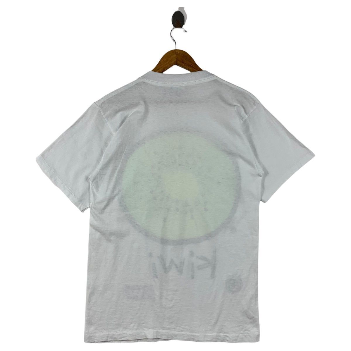 Vintage Vintage GRAVITY GRAPHICS Kiwi printed tee Size US M / EU 48-50 / 2 - 4 Thumbnail