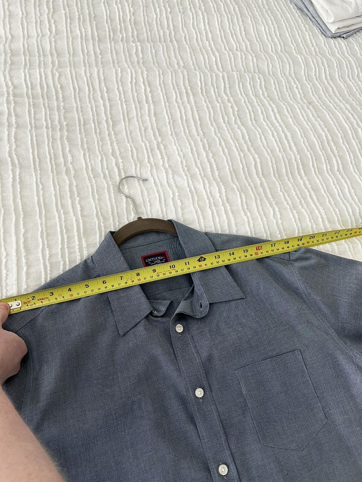 UNTUCKit Untuckit L grey button up Size US L / EU 52-54 / 3 - 5 Thumbnail