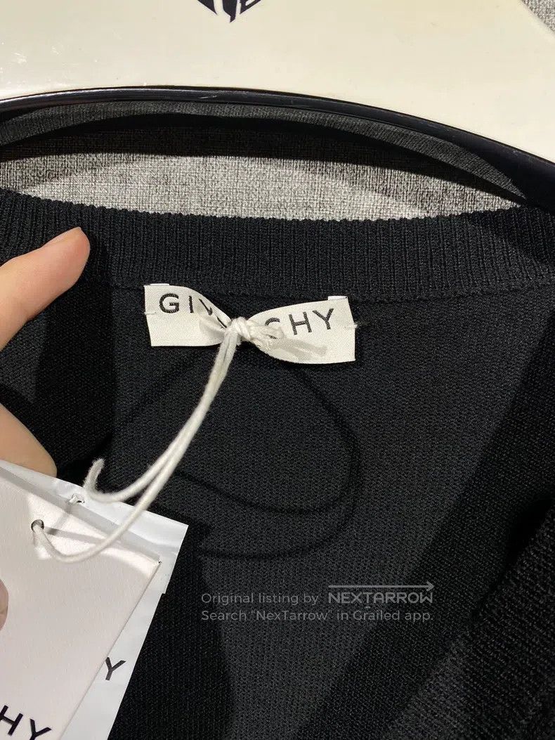 Givenchy Givenchy Knit cardigan (off-season benefit) Size US S / EU 44-46 / 1 - 6 Thumbnail