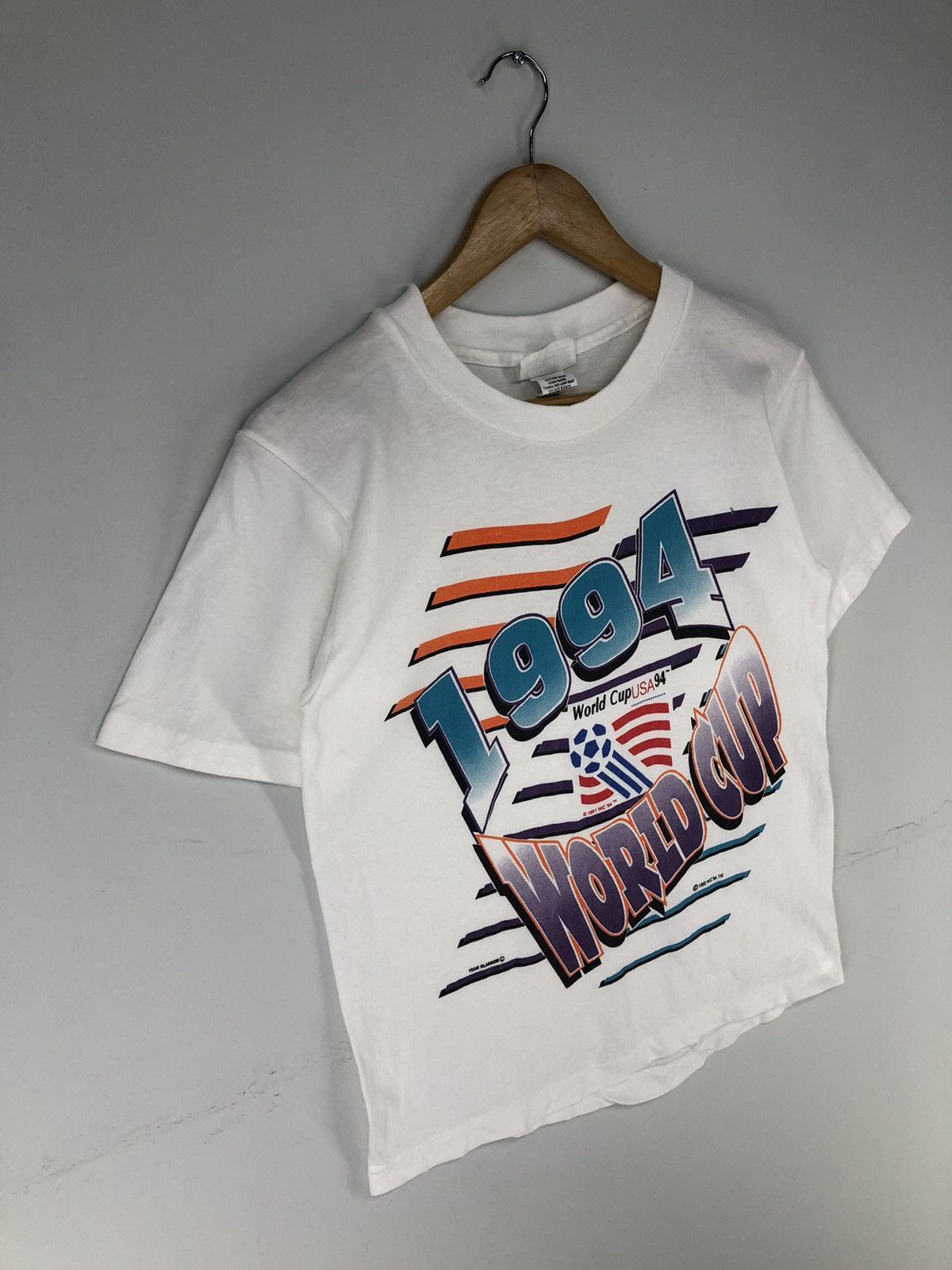 Vintage Vintage World Cup USA 1994 Team Glasgow Tshirt Size US S / EU 44-46 / 1 - 3 Thumbnail