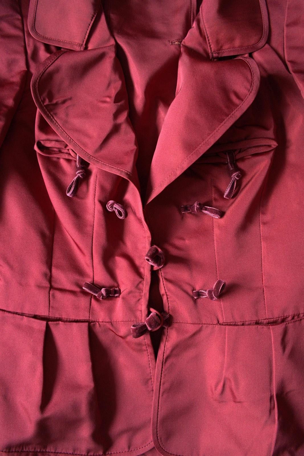 Yves Saint Laurent F/W 2004 Yves Saint Laurent by Tom Ford RUNWAY Pagoda Silk Size L / US 10 / IT 46 - 9 Thumbnail