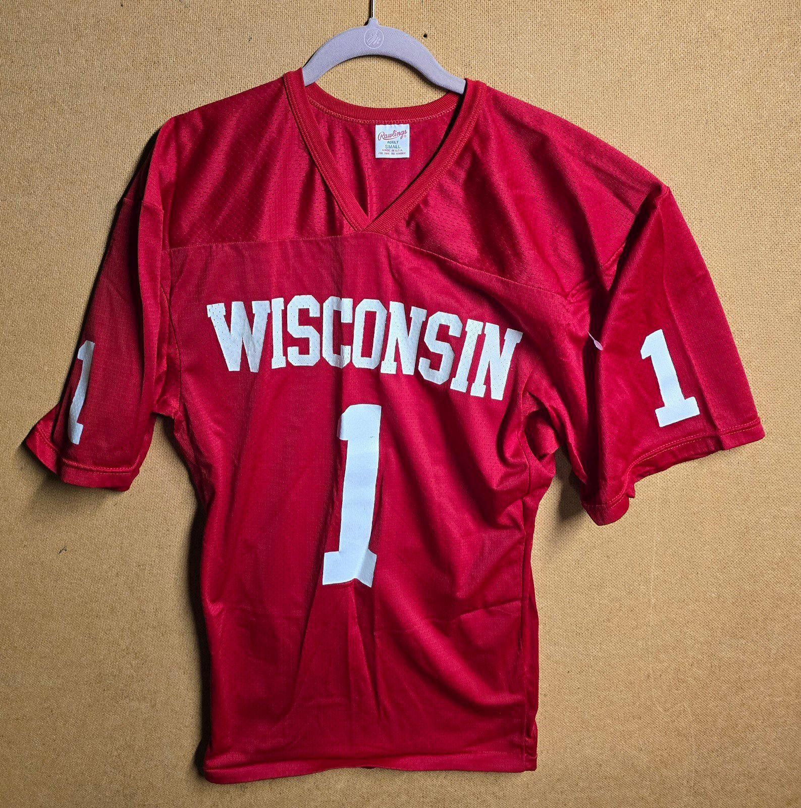 Designer VINTAGE WISCONSIN BADGERS JERSEY Rawlings SZ S MADE IN USA Size US S / EU 44-46 / 1 - 1 Thumbnail