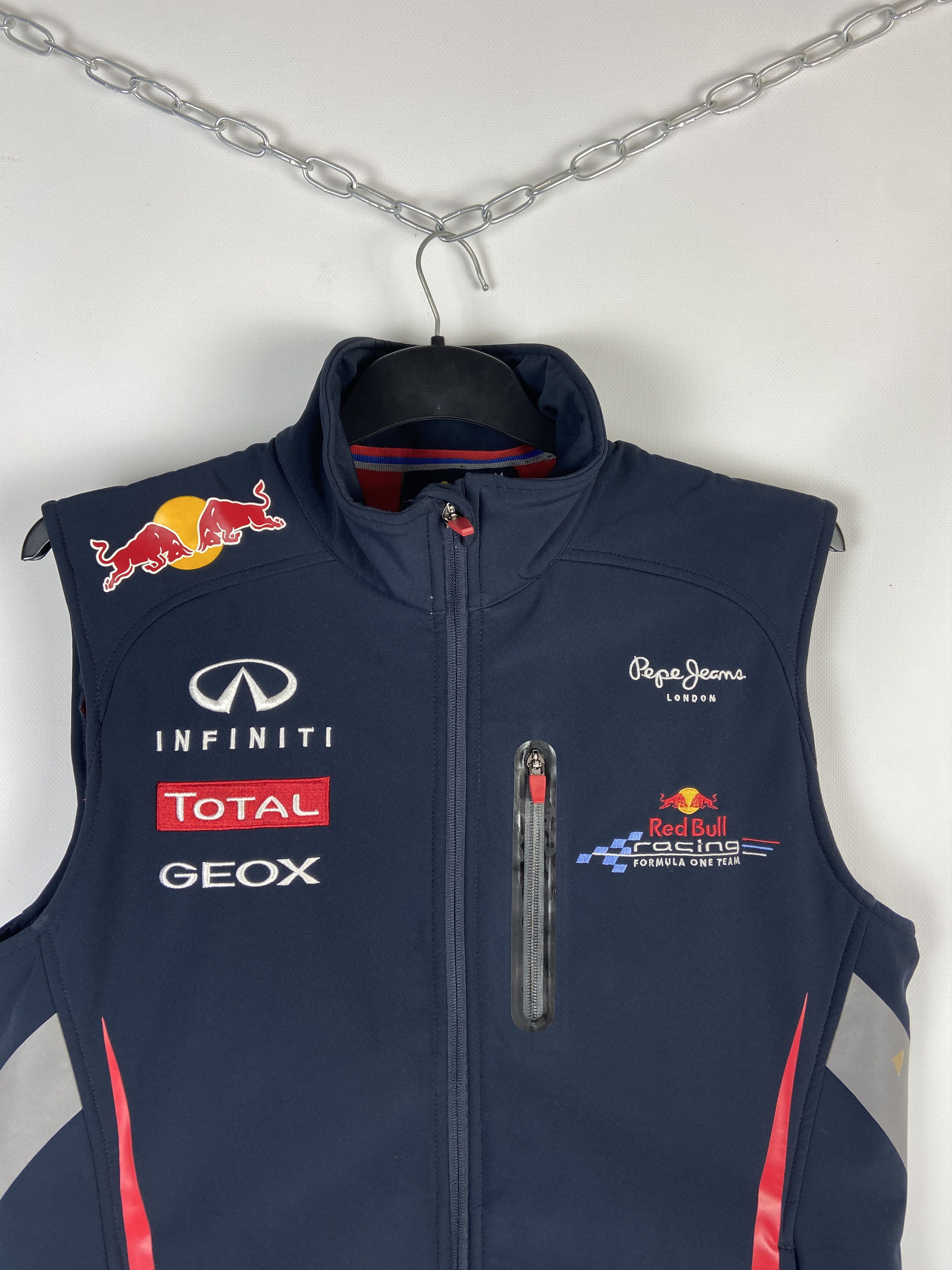 Other Red Bull Racing F1 Team Jacket Waistcoat Zipper Size US M / EU 48-50 / 2 - 4 Thumbnail