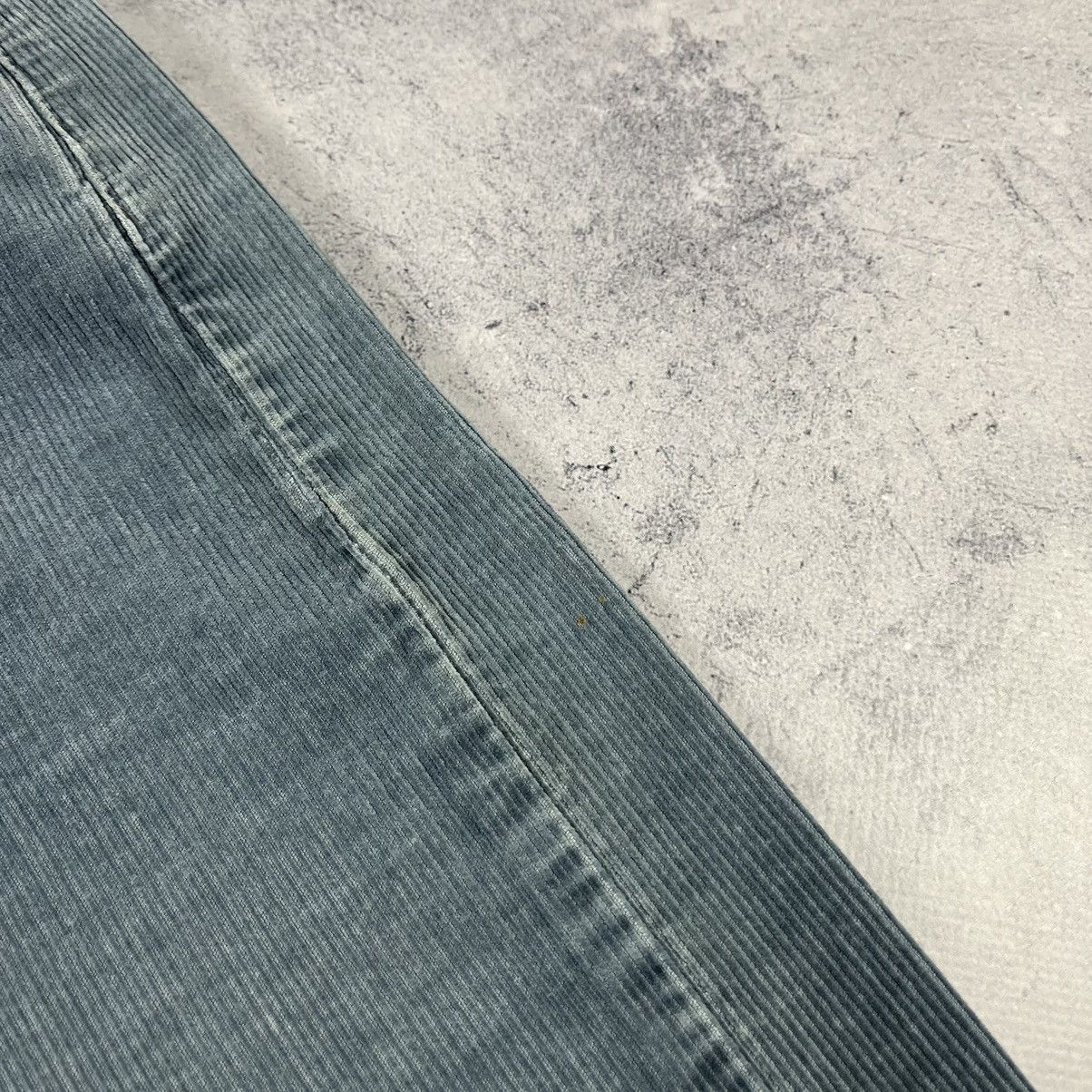 Levi's Vintage Levis 551 velvet white tab corduroy pants 90’s Size US 29 - 15 Thumbnail