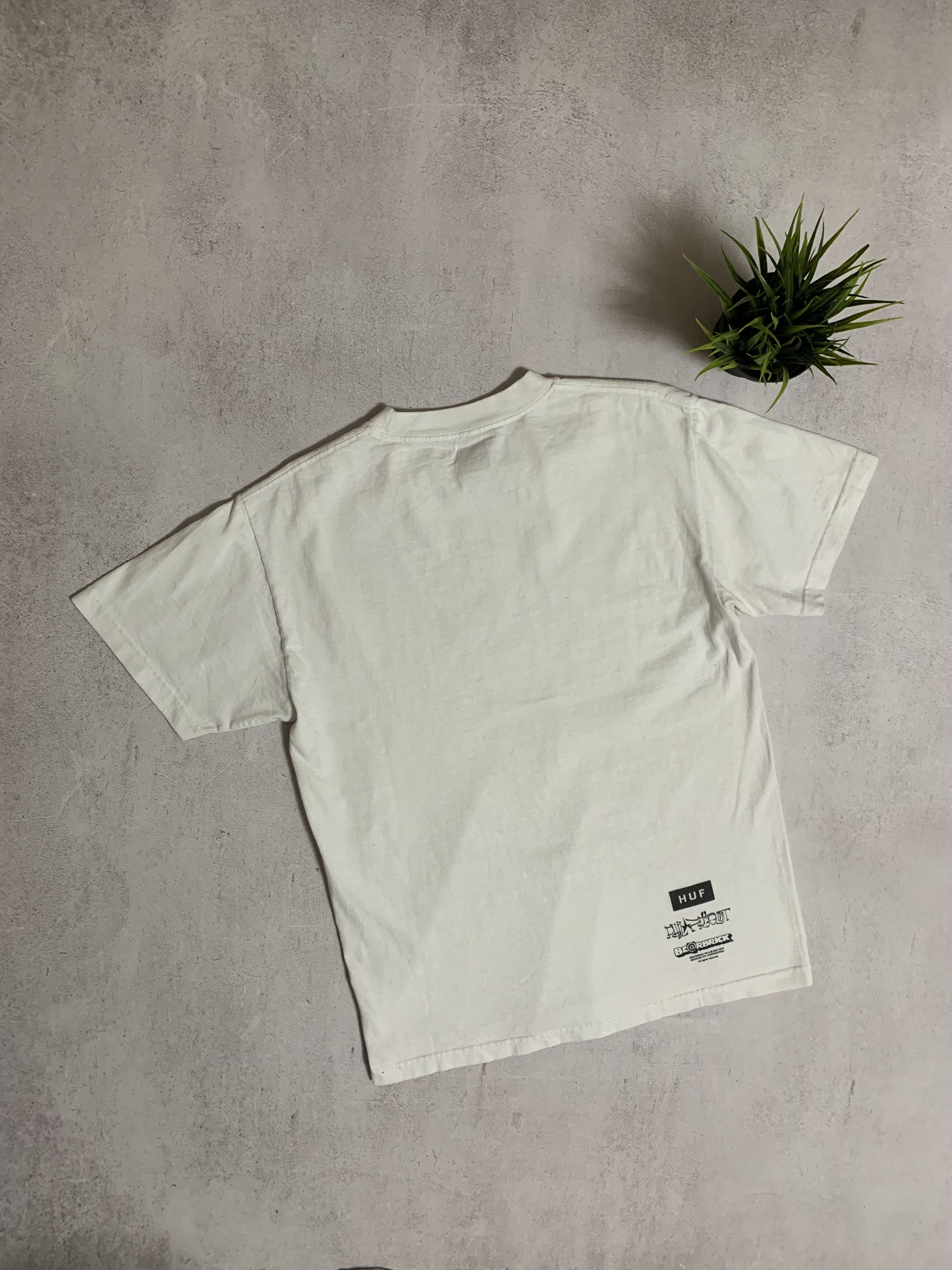 Huf × Medicom Toy Vintage Medicom Bearbrick Huf T Shirt Tee Big Logo 90s Size US M / EU 48-50 / 2 - 6 Thumbnail