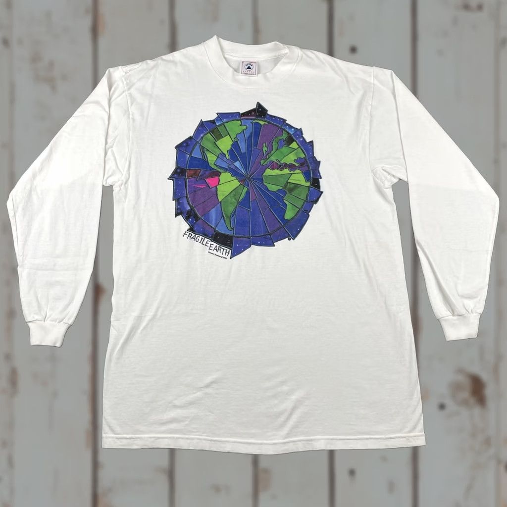Delta VINTAGE Delta Shirt Mens Large White 90s USA Nature Artwork Fragile Earth Common Threads, T-Shirt, Crew Neck, Long Sleeve, Graphic Print Size US L / EU 52-54 / 3 - 1 Thumbnail
