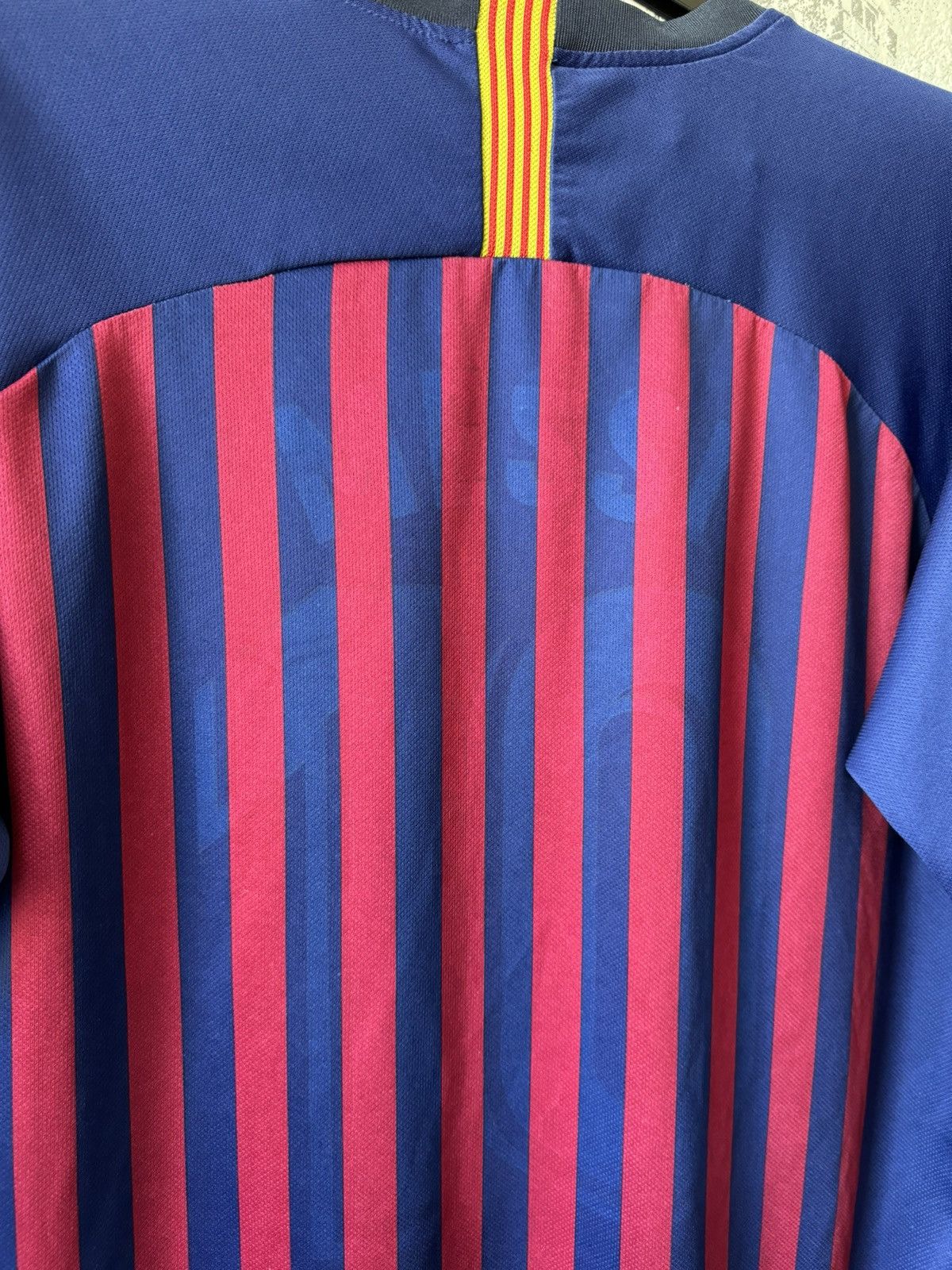 Vintage Nike F.C.Barcelona Vintage Jersey Size US M / EU 48-50 / 2 - 4 Thumbnail
