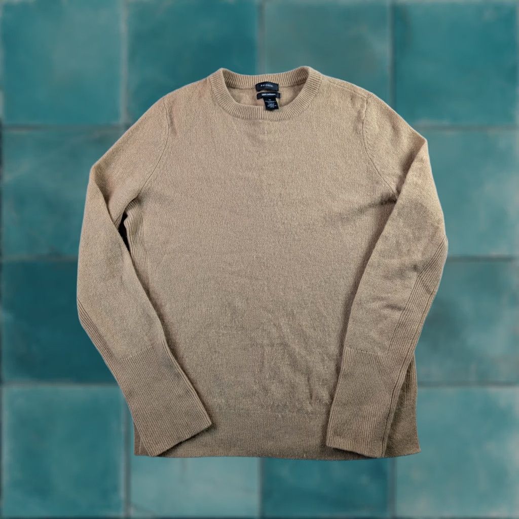 Vintage Halogen Sweater Shirt Beige 100% Cashmere Crew Neck Long Sleeve M Womens Vintage No Size M / US 6-8 / IT 42-44 - 1 Thumbnail