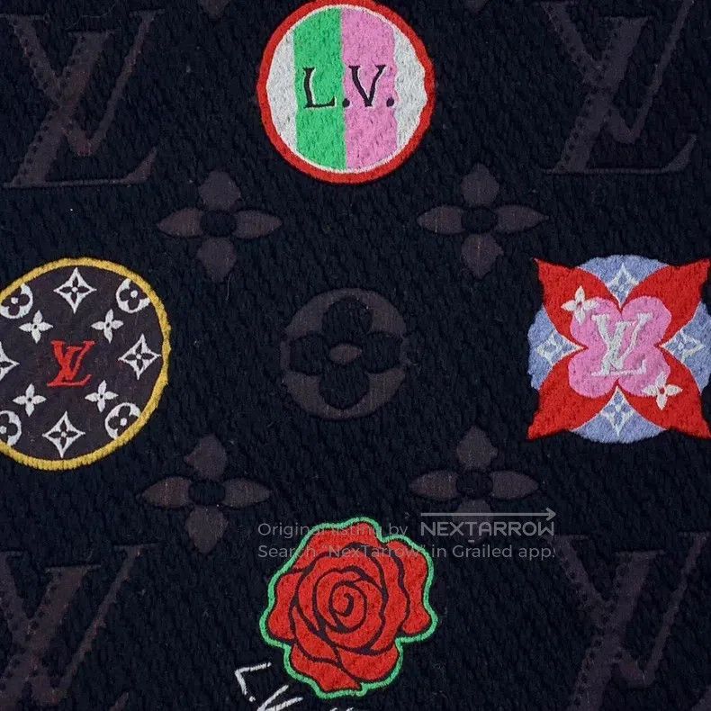 Louis Vuitton Louis Vuitton Black badge logo jacquard printed wool scarf Size ONE SIZE - 4 Thumbnail