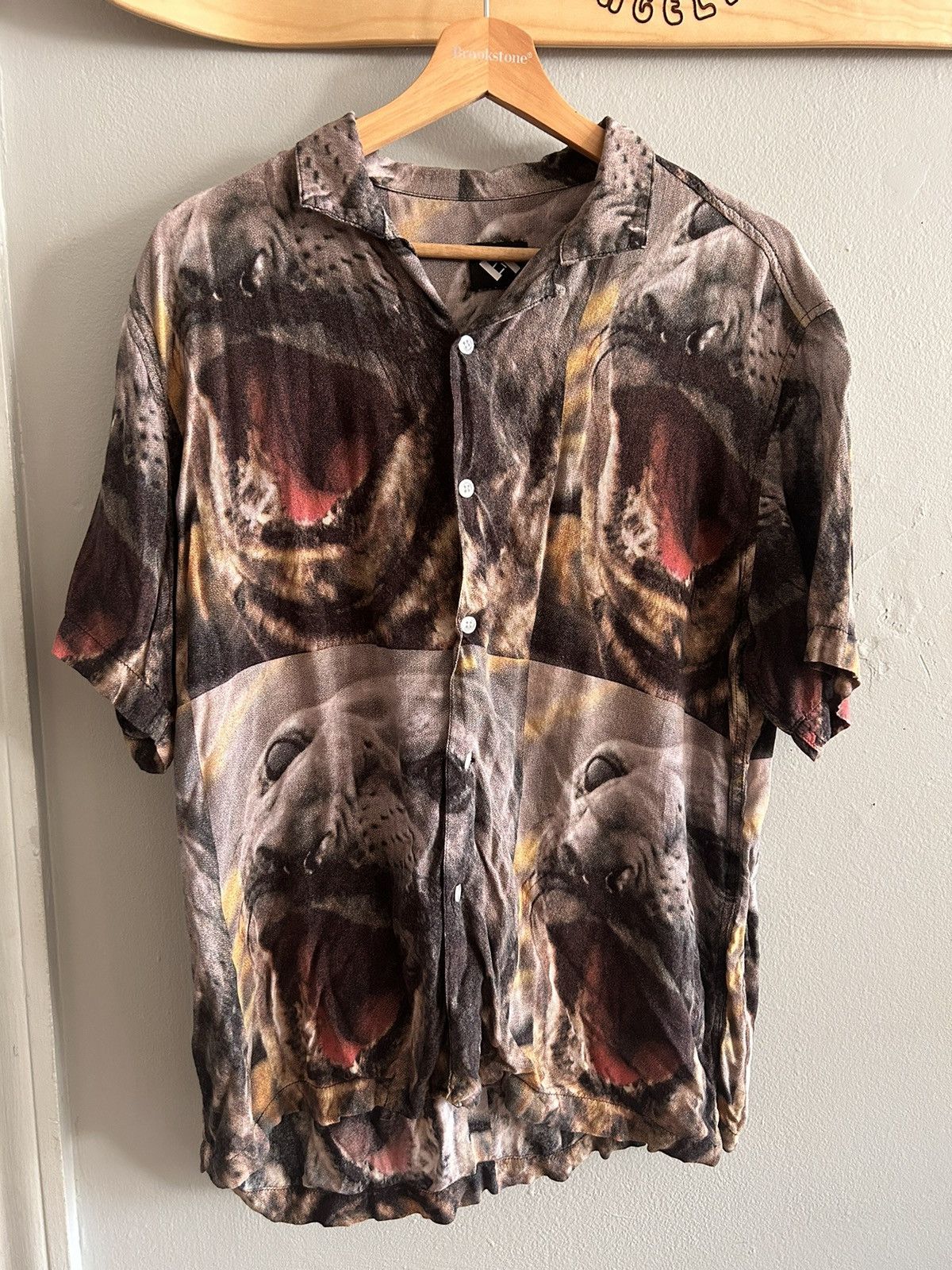 The Trilogy Tapes THE TRILOGY TAPES SEAL PRINT SHORTSLEEVE SHIRT Size US L / EU 52-54 / 3 - 4 Thumbnail