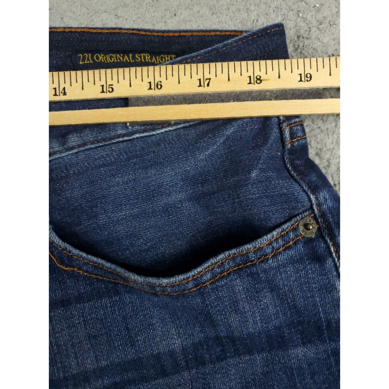 Lucky Brand Lucky Brand Mens 36x30 Extra Large Blue Straight Leg Denim Jeans Pants Size US 36 / EU 52 - 4 Thumbnail