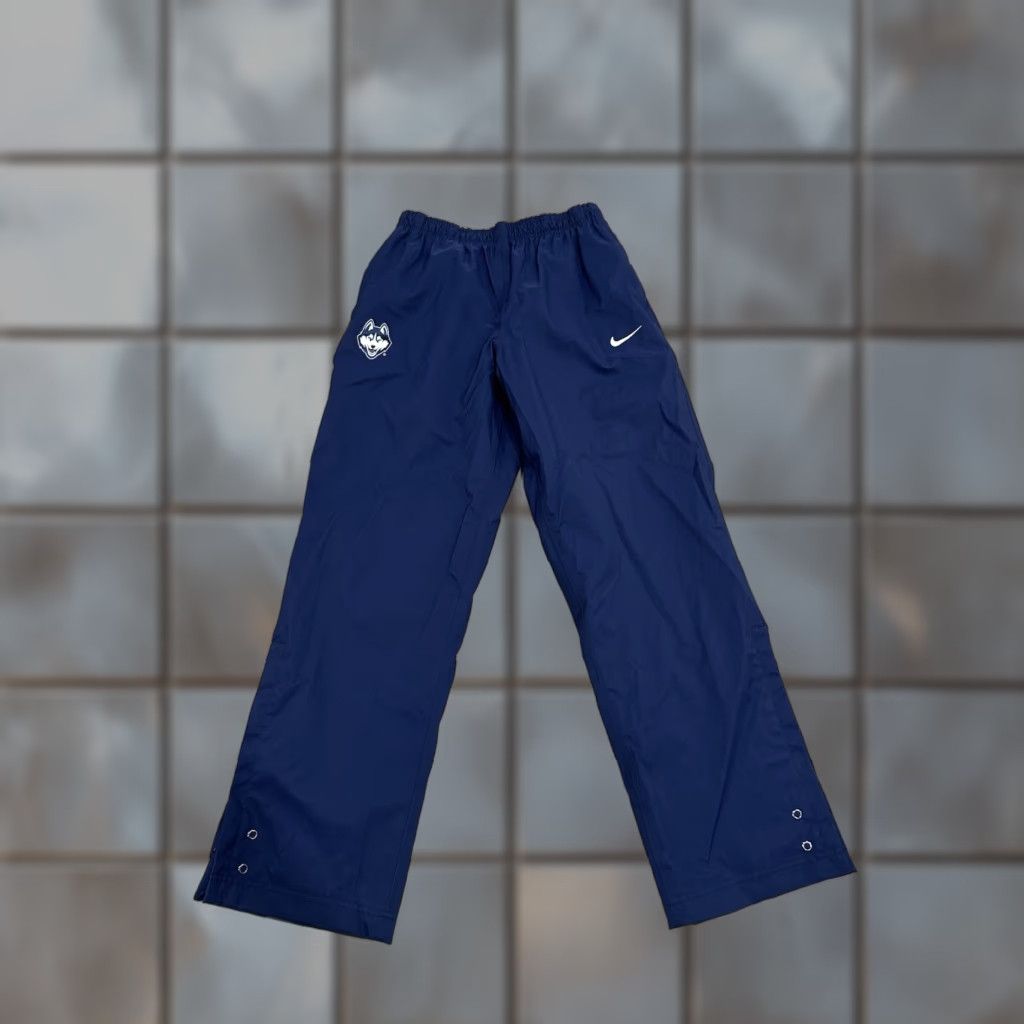 Nike VINTAGE Nike Uconn Huskies Track Pants Mens Medium Blue USA DN6836-419 Size US 31 - 1 Thumbnail