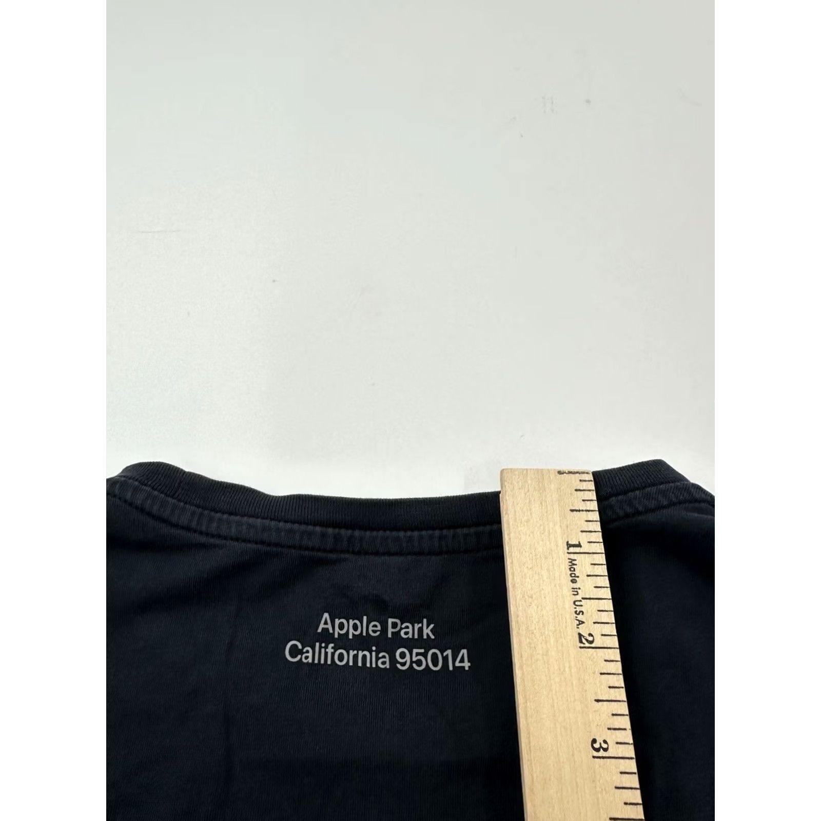 Apple Apple Park Shirt Infinity Loop Mens Small Black Short Sleeve California 95014 Size US S / EU 44-46 / 1 - 8 Thumbnail