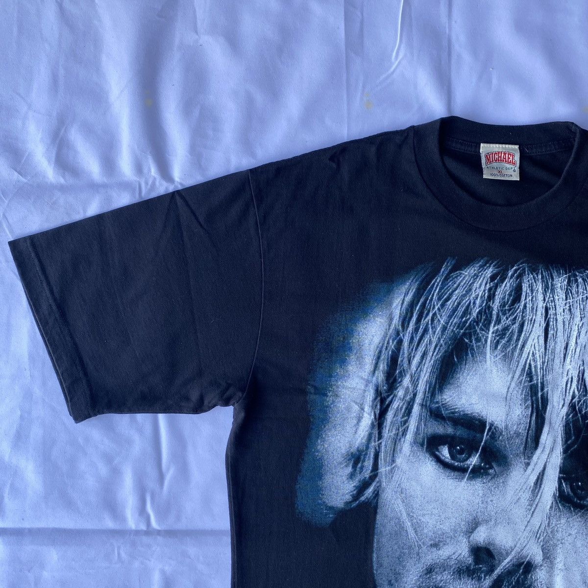 Band Tees × Vintage *RARE* VTG 90s Kurt Cobain 1967 - 1994 Memorial Size US XL / EU 56 / 4 - 2 Thumbnail