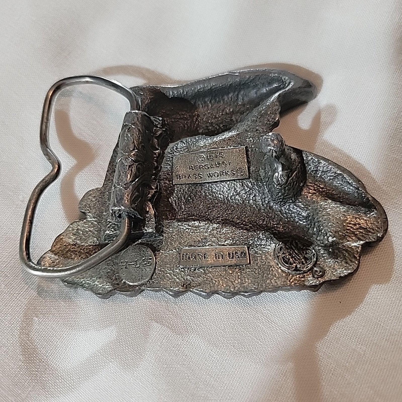 Other 1978 Pewter Bergamont 3 Dolphins Fishing Aquatic Belt Buckle Size ONE SIZE - 4 Thumbnail