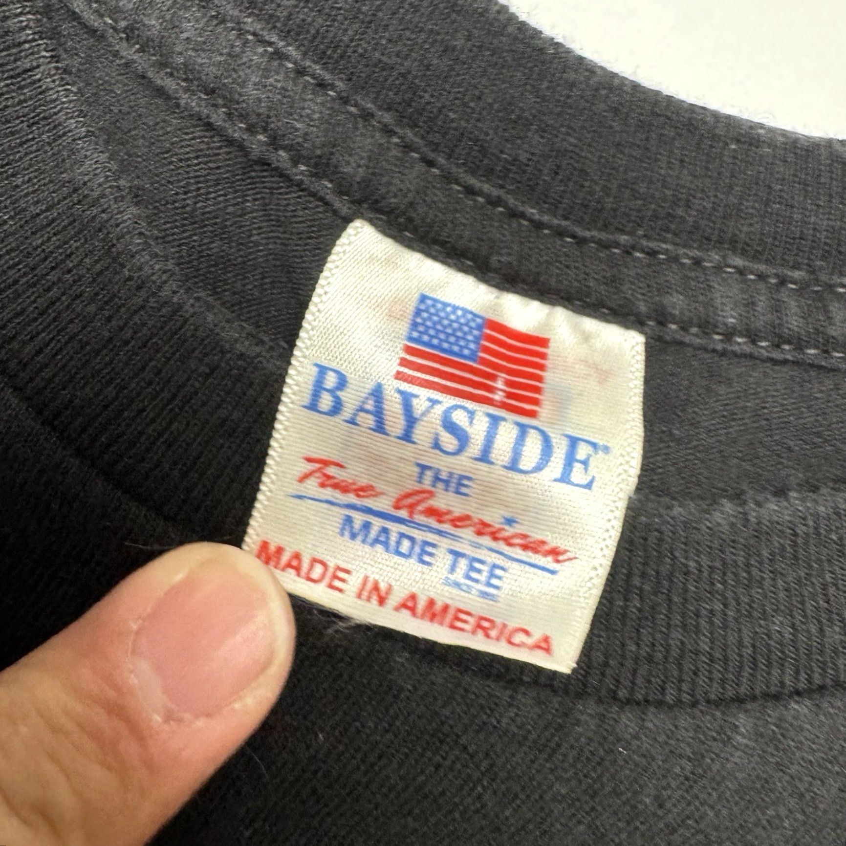 Vintage VINTAGE United States Navy Bayside T-Shirt Blue Short Sleeve Crew Neck Men S USA Graphic 100% Cotton Size US S / EU 44-46 / 1 - 2 Thumbnail