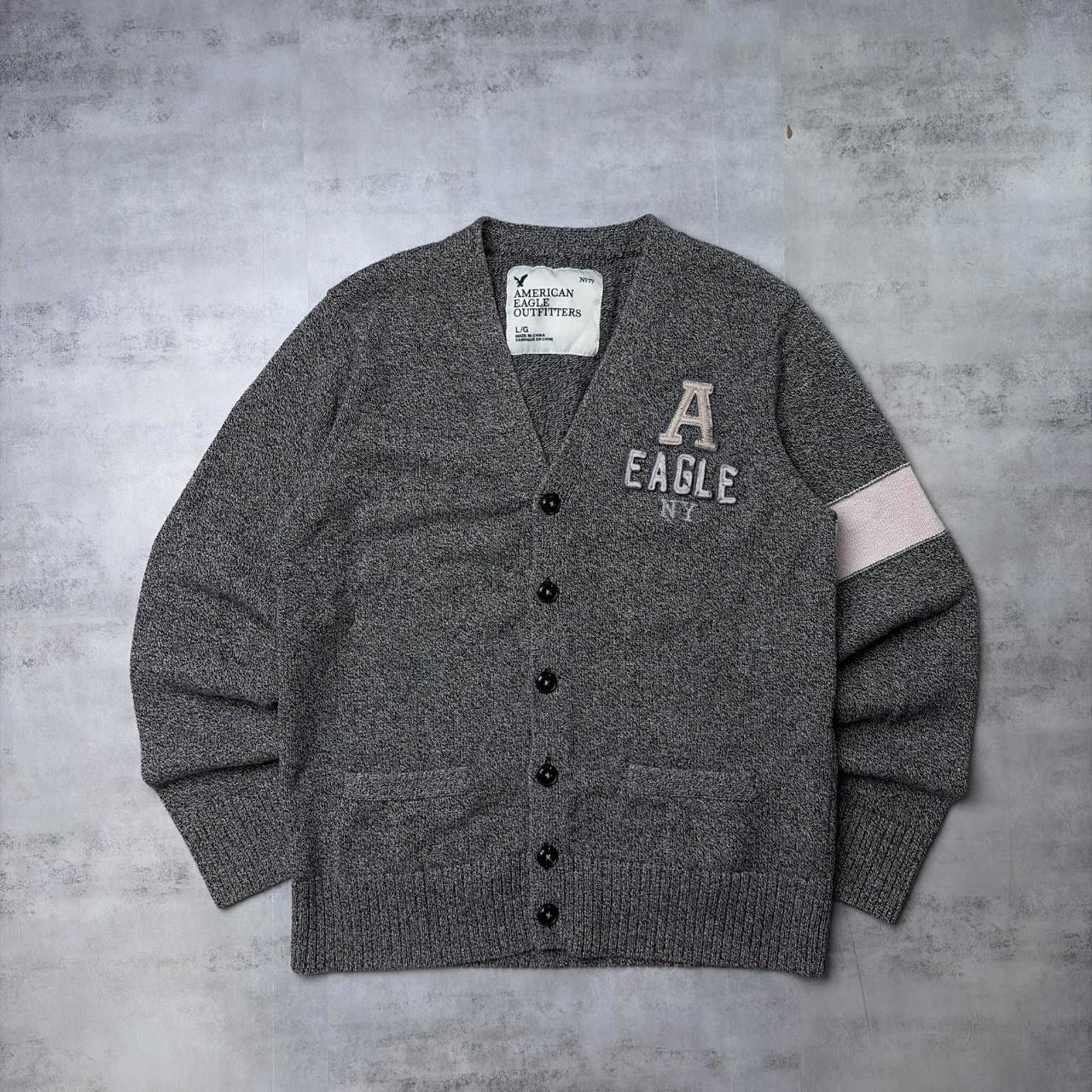 American Eagle Outfitters Y2K Grey American Eagle Grunge Skater Knit Cardigan Size US L / EU 52-54 / 3 - 1 Thumbnail