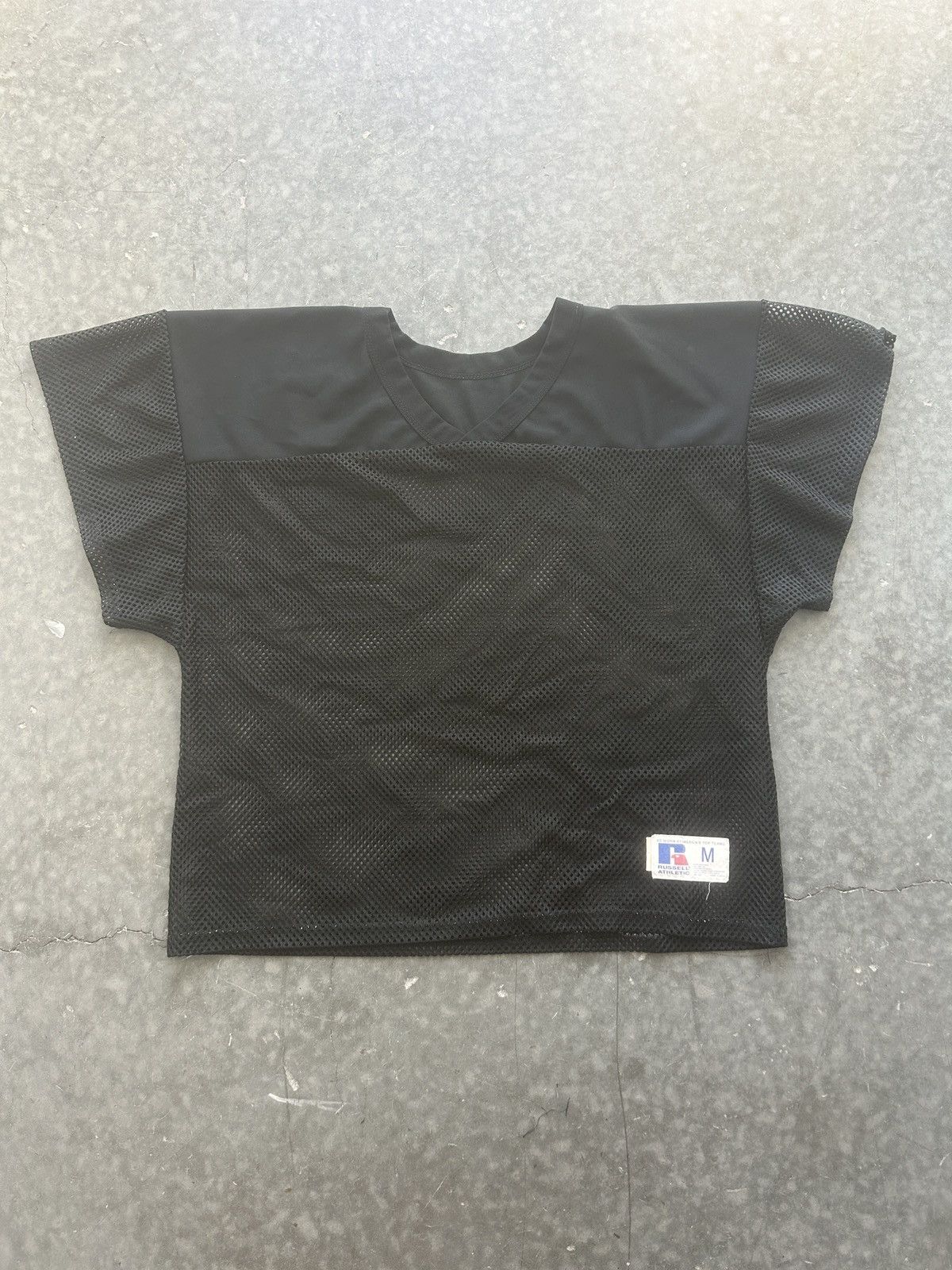 Russell Athletic × Vintage Vintage 90s Russell Athletic Black Cropped Jersey Size US M / EU 48-50 / 2 - 1 Thumbnail