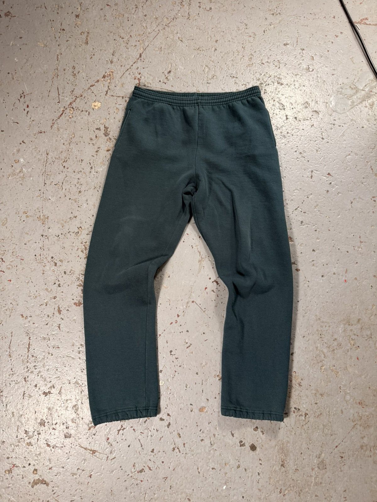 Russell Athletic Vintage Russell Athletic Classic Sweatpants Size US 32 / EU 48 - 1 Thumbnail