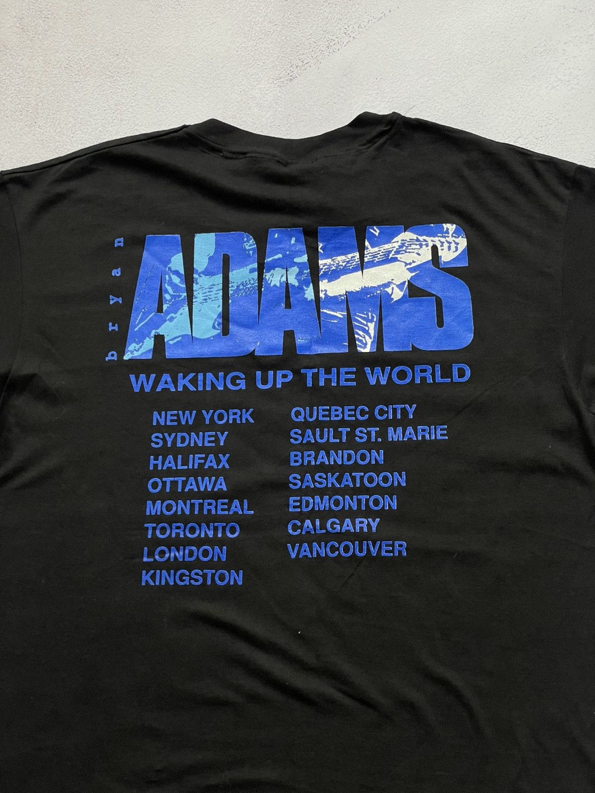 Band Tees × Vintage Vintage Bryan Adams Waking Up The World T-Shirt Music 1991 Size US XL / EU 56 / 4 - 8 Thumbnail