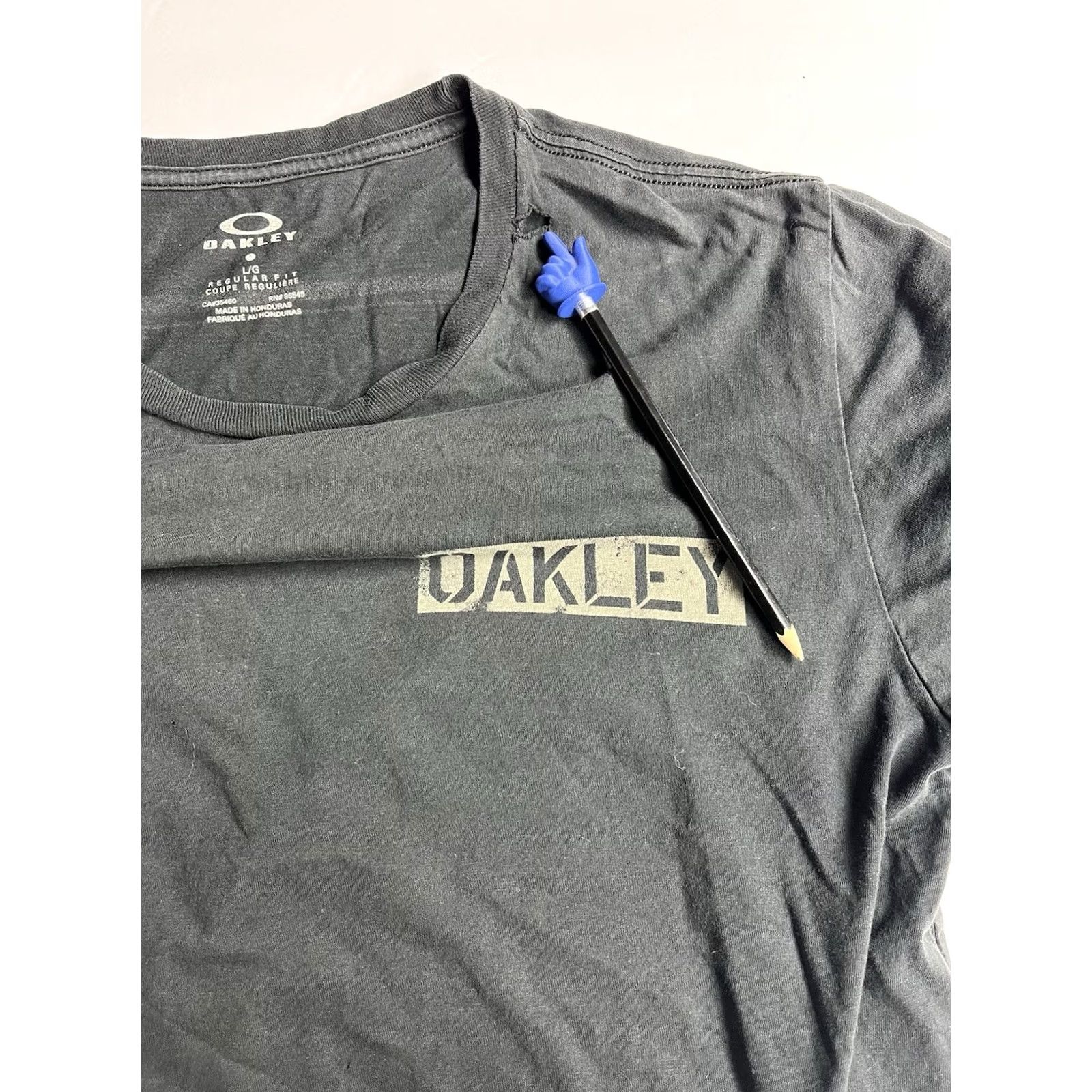 Oakley Oakley Shirt L Black Ace Spades Mens Size Regular Fit Logo Distressed Size US L / EU 52-54 / 3 - 7 Thumbnail