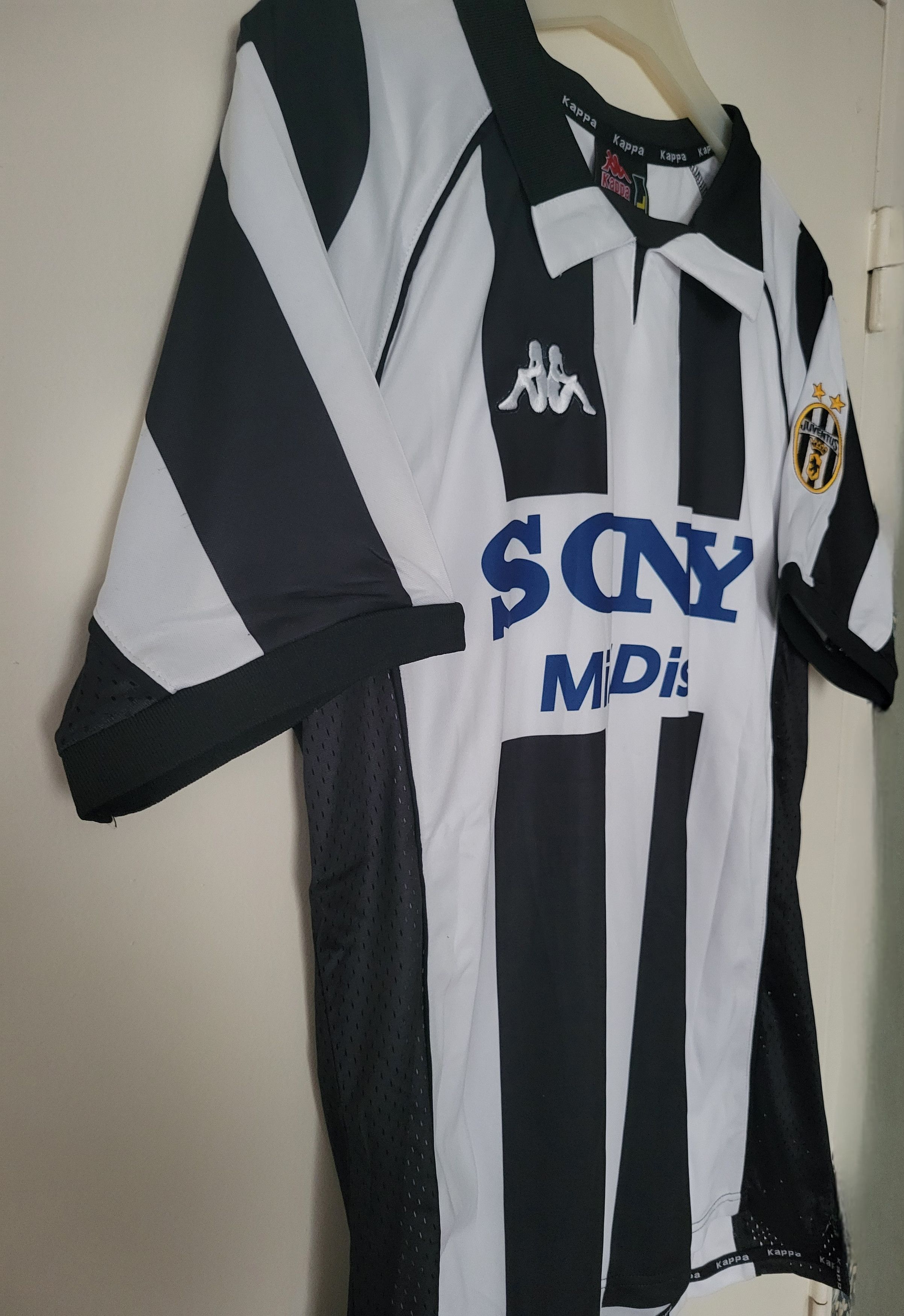 Other Zidane 21 Juventus 1997-98 Vintage Soccer Jersey Trikot Size US L / EU 52-54 / 3 - 3 Thumbnail