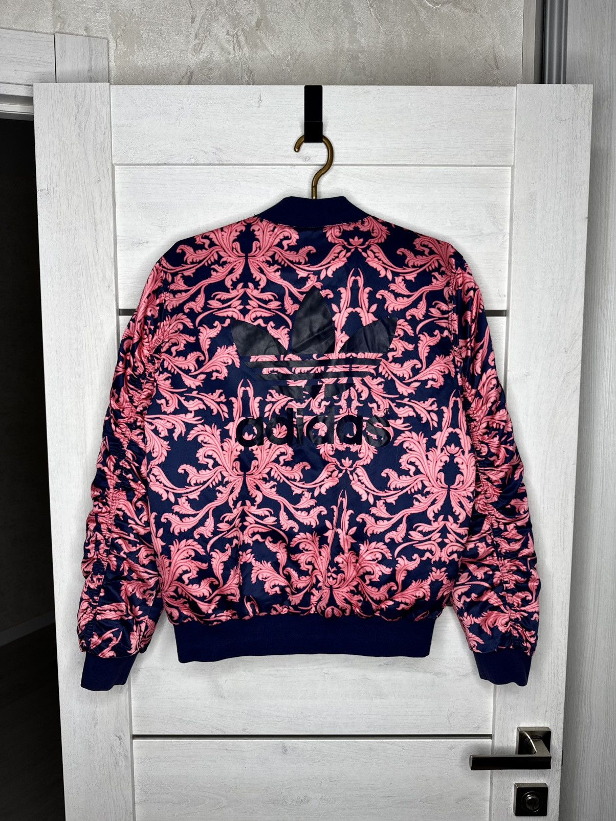 Adidas Adidas x The Farm Company Pink Floral Bomber Jacket Y2K Hype Size S / US 4 / IT 40 - 15 Thumbnail