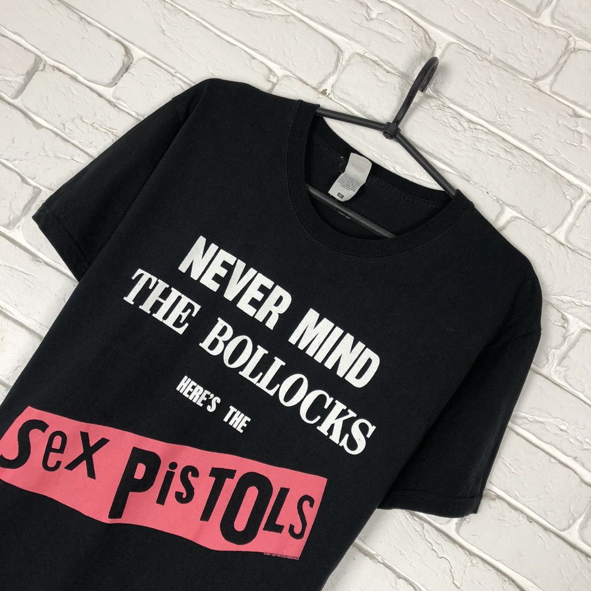 Band Tees Sex Pistols 2017 tee t shirt Size US M / EU 48-50 / 2 - 2 Thumbnail