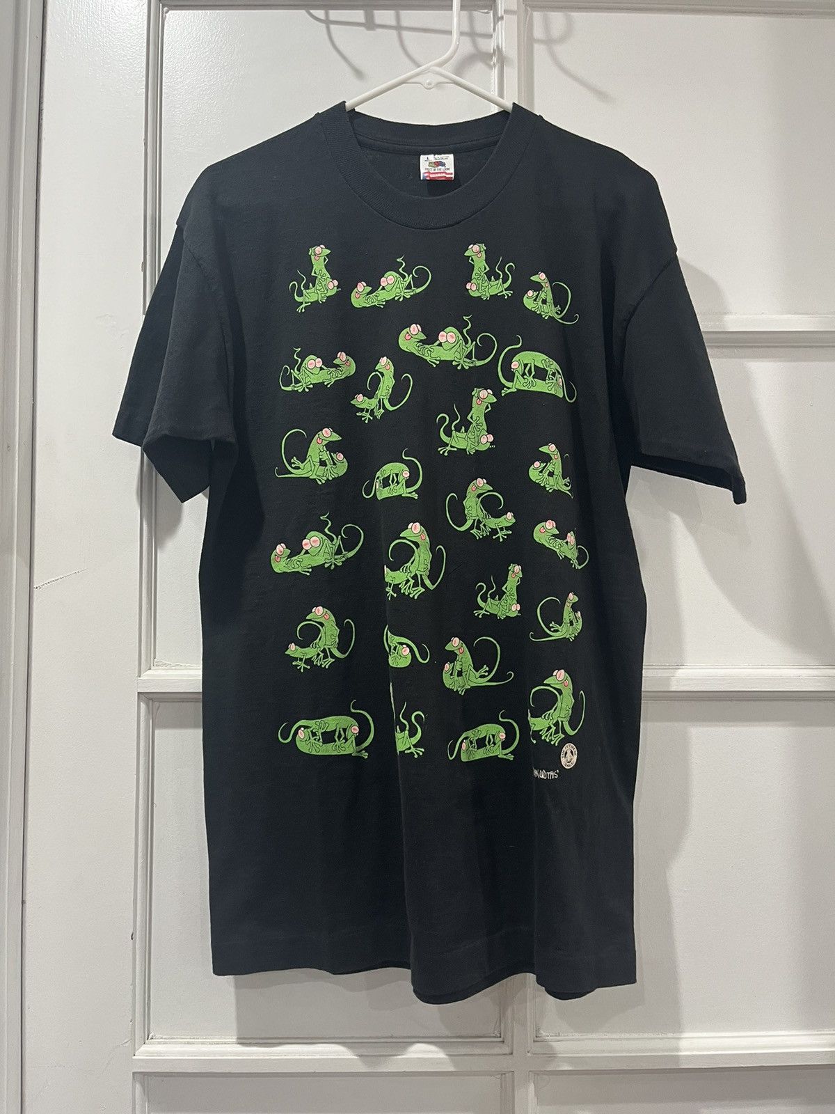 Vintage Vintage 1990s Sex Positions AOP Freaky Lizards T-Shirt Size US L / EU 52-54 / 3 - 1 Thumbnail