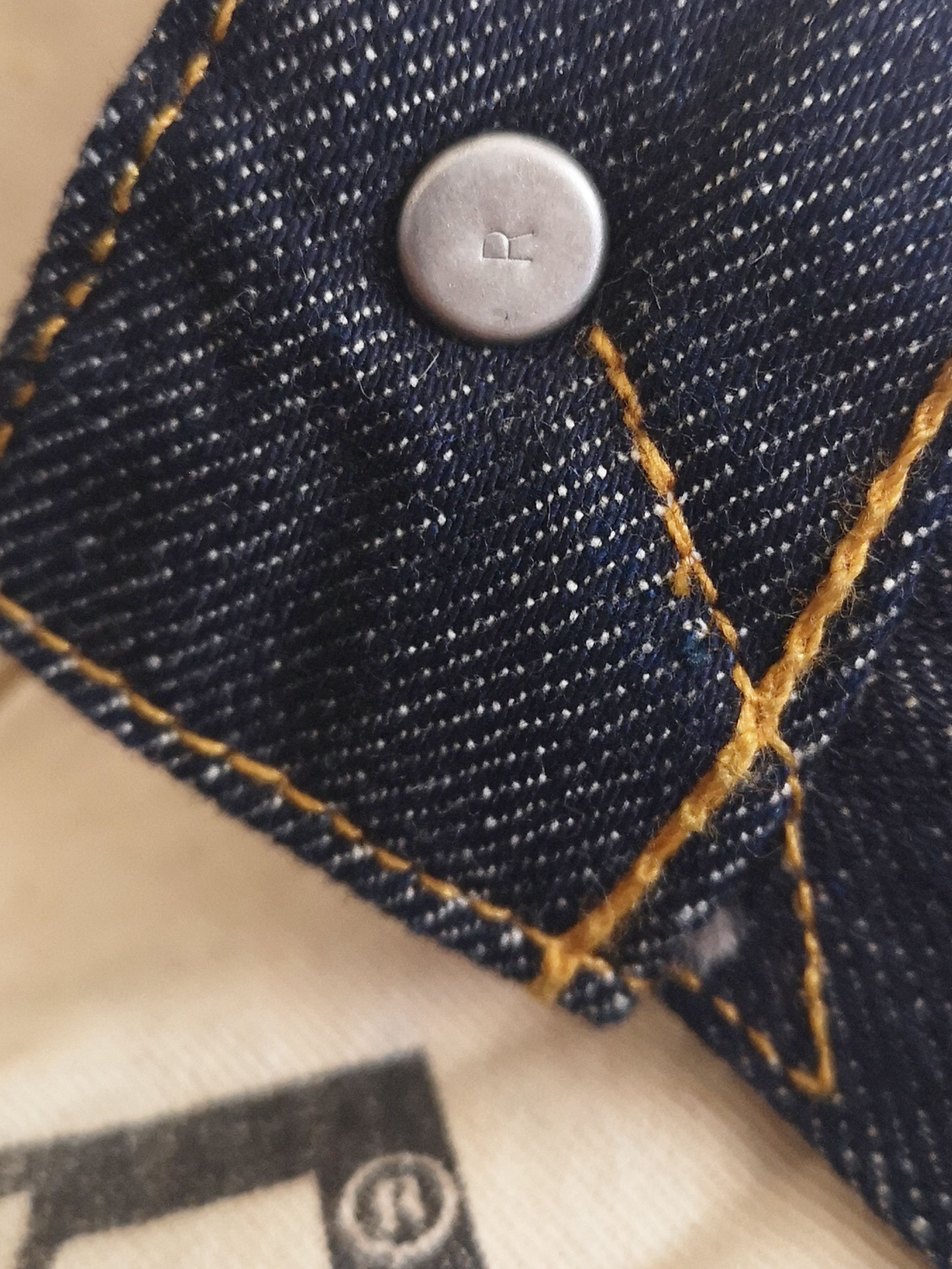 Levi's Vintage Clothing 501xx Jeans - 1947 Repro - Big E Selvedge - Made in USA Size US 28 / EU 44 - 8 Thumbnail