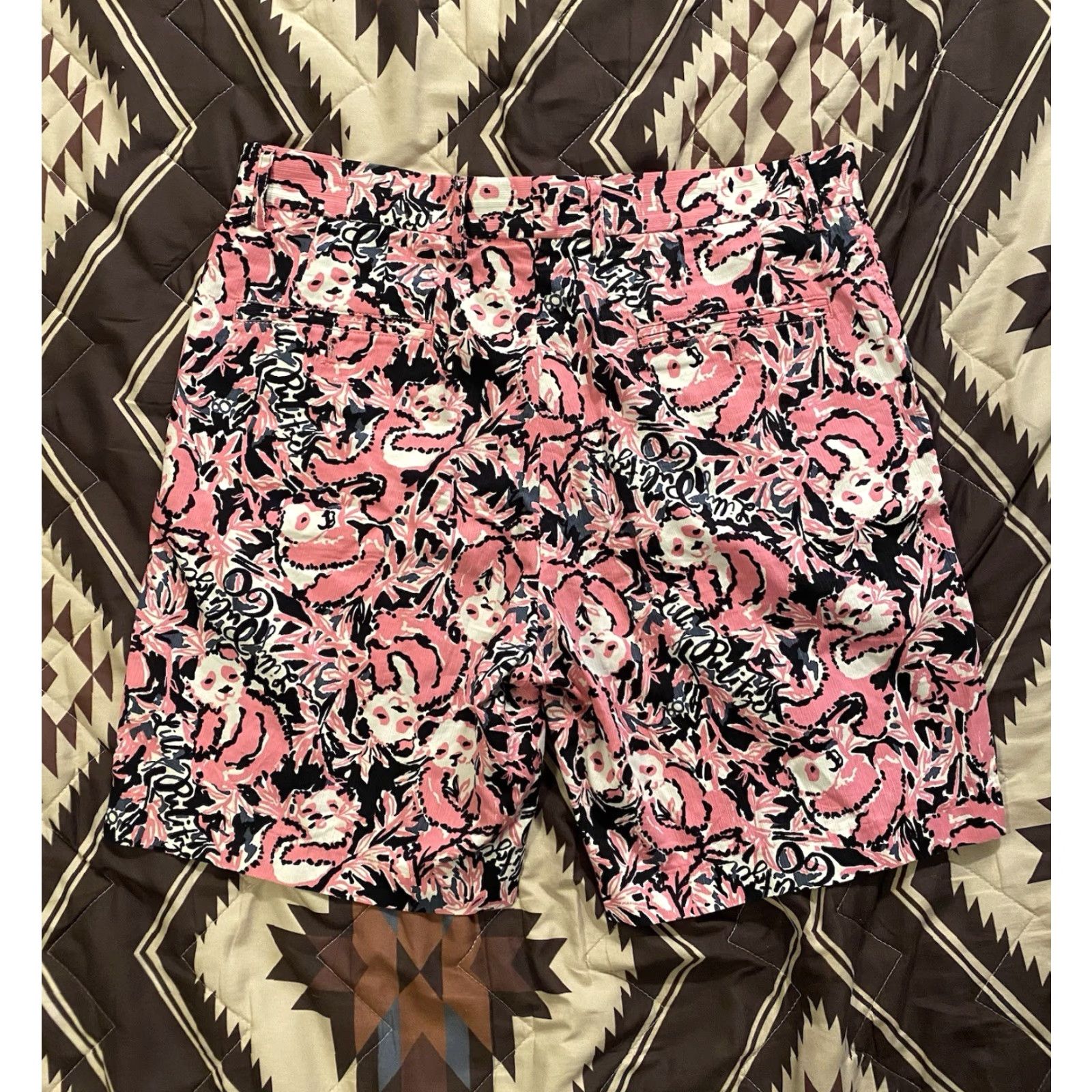Lilly Pulitzer Lilly Pulitzer Mens Bermuda Shorts Hangin With My Boo Panda Bears Pink 34 Size US 34 / EU 50 - 2 Thumbnail