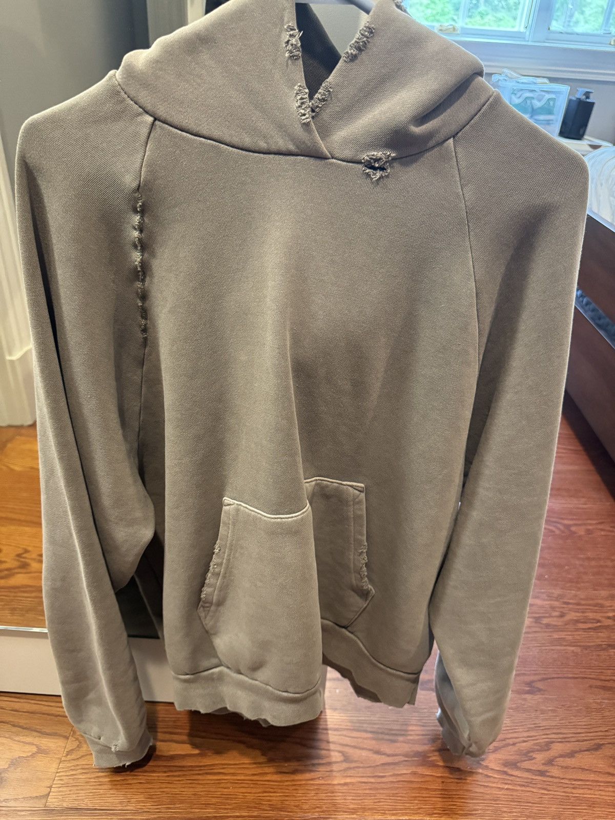 John Elliott Folsom Cropped Raglan Hoodie
