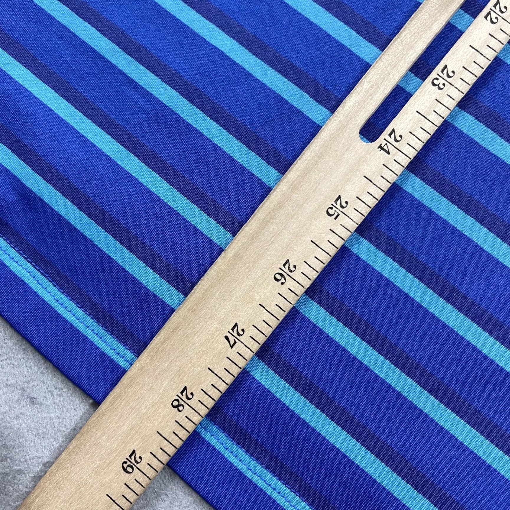 Vintage Greyson Polo Shirt Mens M Blue Stripe Performance Stretch The Legend Logo Polo Shirt Mens M Blue Stripe Performance Stretch The Legend Logo Size US M / EU 48-50 / 2 - 7 Thumbnail