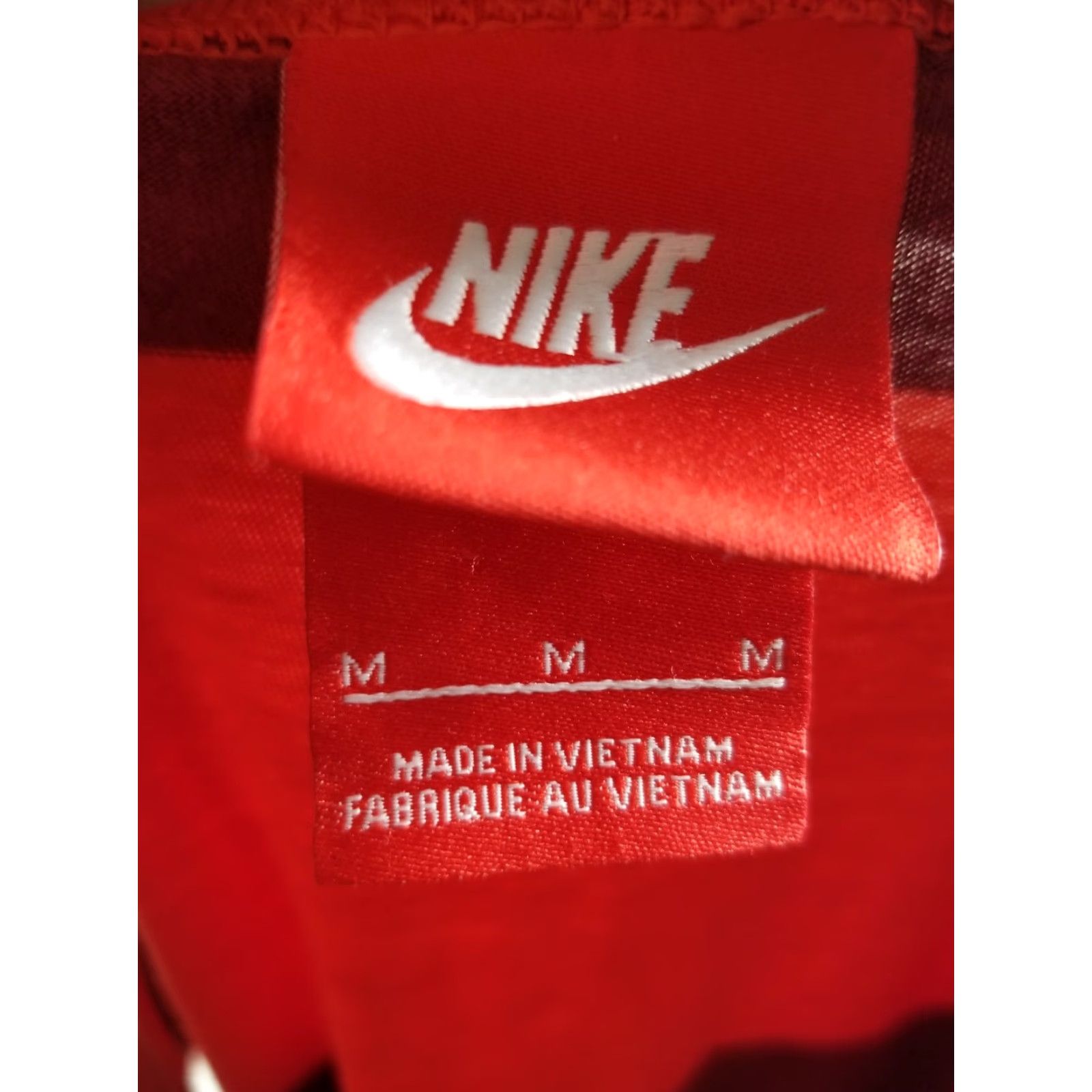 Nike VINTAGE Nike Tank Top Men M Red Striped Sleeveless Round Neck Sportswear Bestselling Athletic Shirt Mens Medium Red Tag 90s? Size US M / EU 48-50 / 2 - 3 Thumbnail