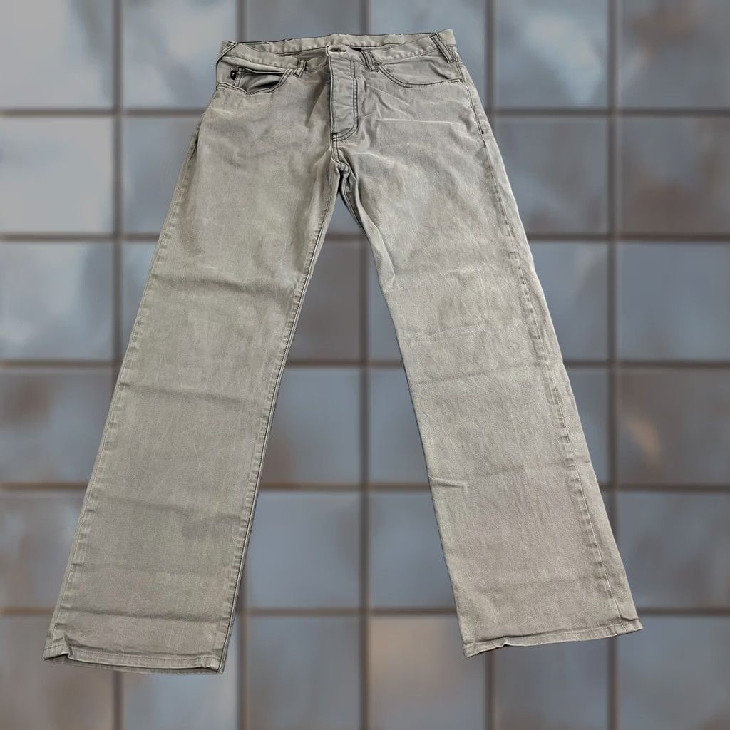 Vintage Armani Jeans Jeans Regular 30 30 Medium Wash Grey Stretch J21 Mens Slim Straight 5-Pocket Denim Cotton Elastane Vintage No Size US 30 / EU 46 - 1 Thumbnail