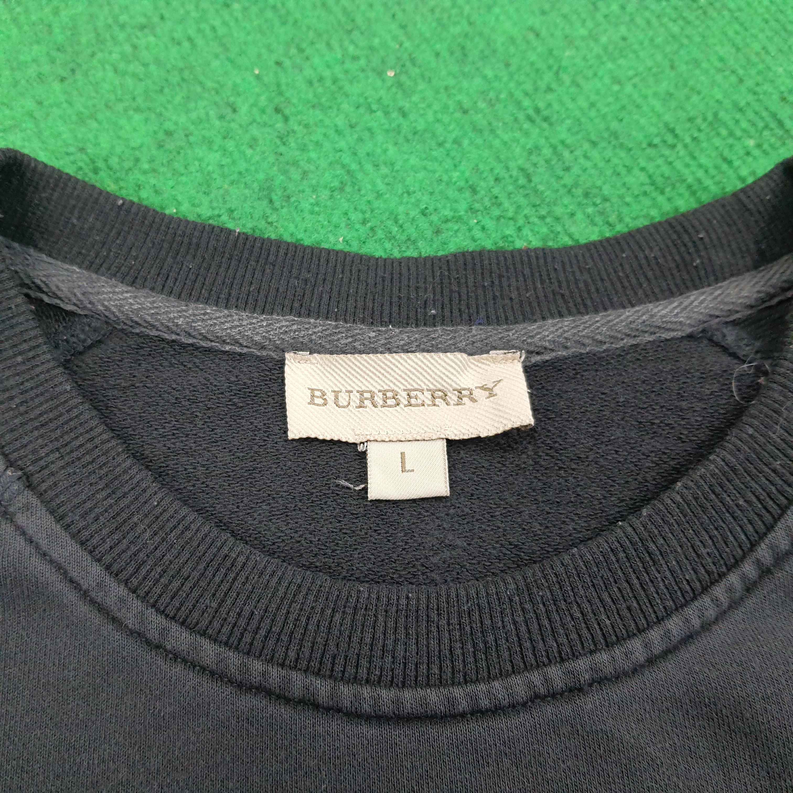 Burberry × Vintage Vintage Burberry London Paris NewYork Embroidery Sweatshirt Size US S / EU 44-46 / 1 - 4 Thumbnail