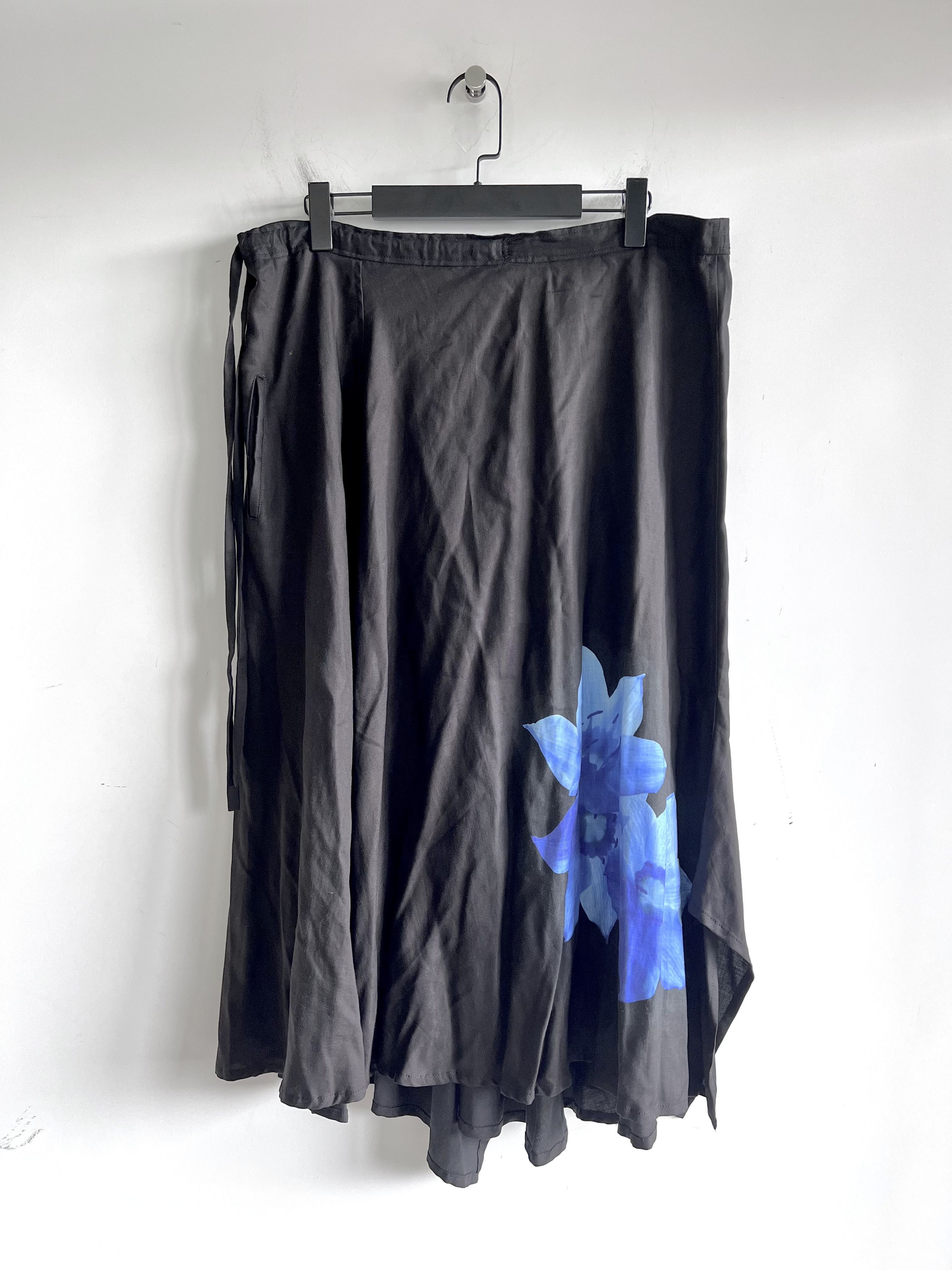 Yohji Yamamoto Yohji Yamamoto Noir+ - Flora Asymmetrical Wide SKIRT Size 37" - 1 Thumbnail