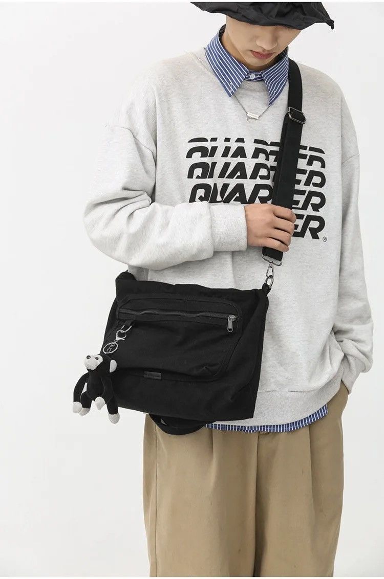 Japanese Brand Black Colour Crossbody bag Size ONE SIZE - 1 Thumbnail